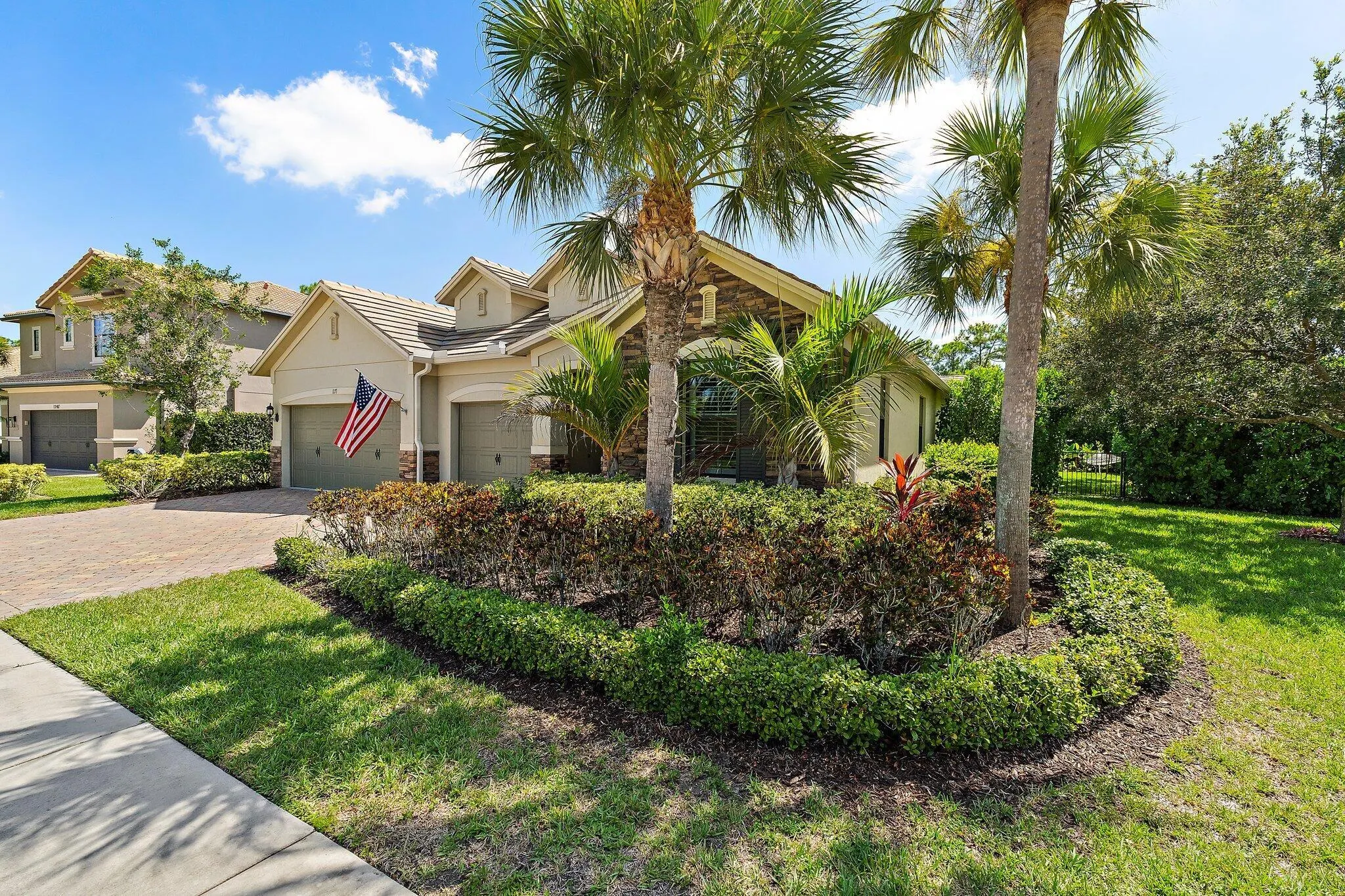 1171 SW Cherry Blossom Lane