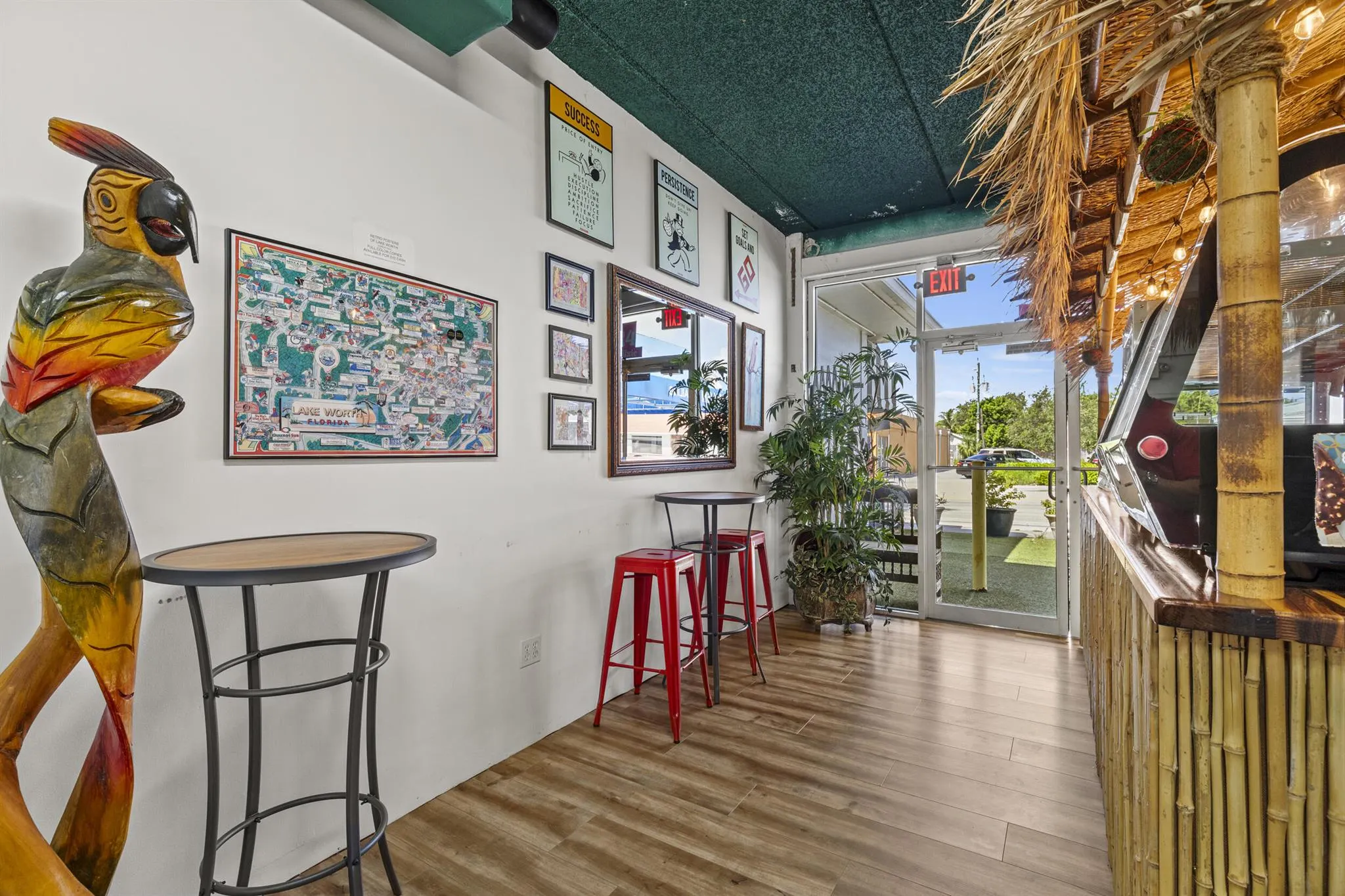 824 N Dixie Highway