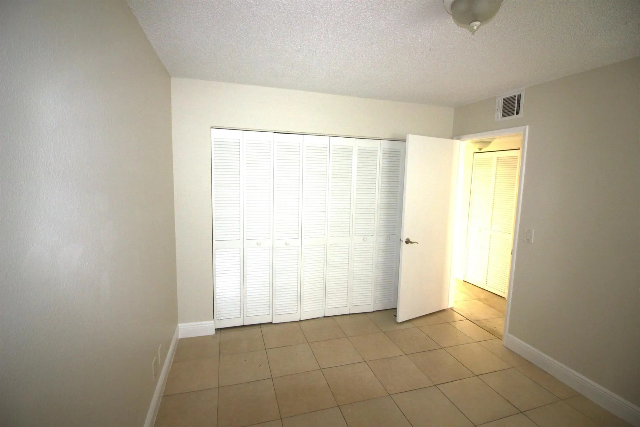 1513 Lake Crystal Drive, #C