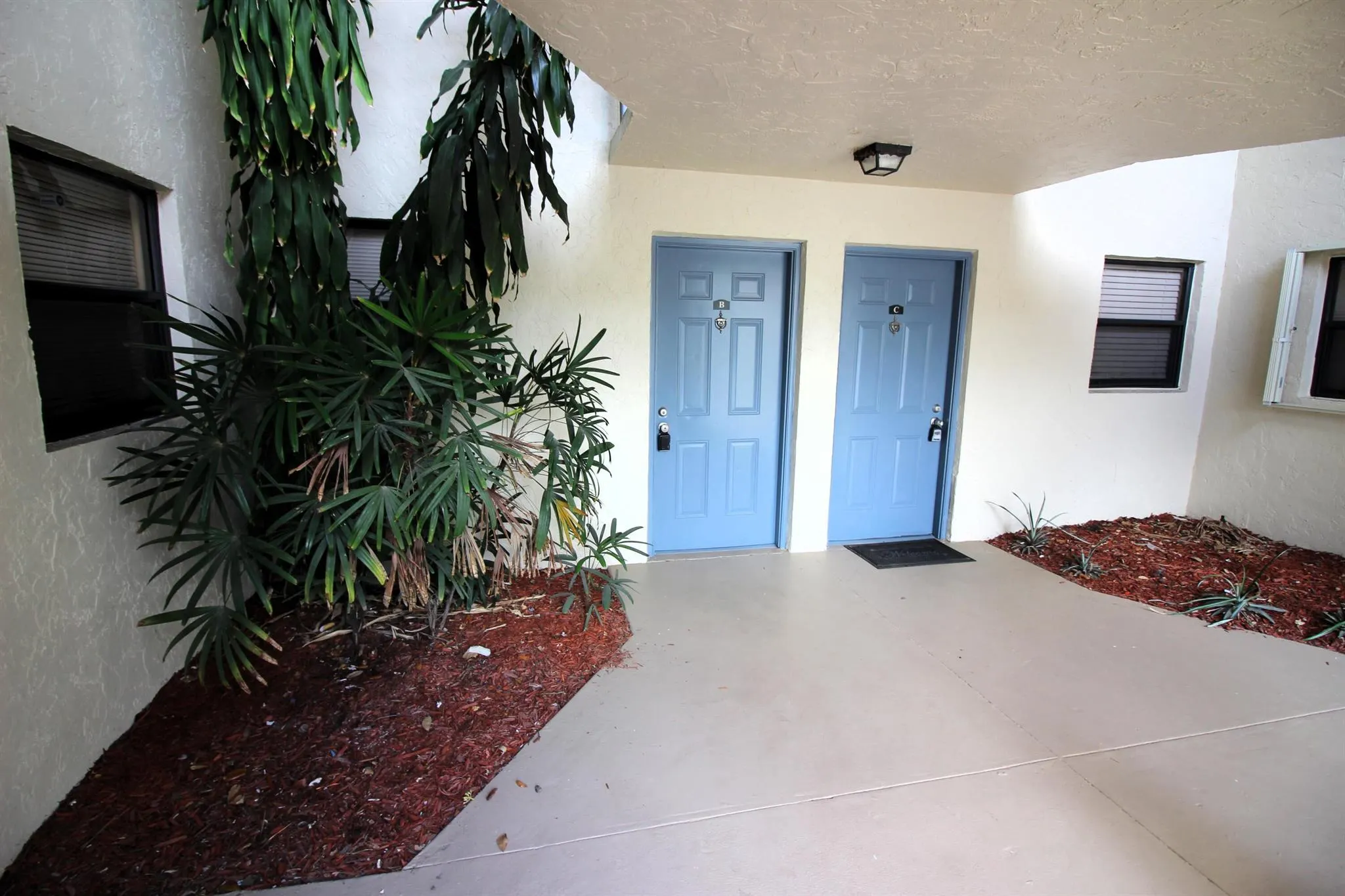 1513 Lake Crystal Drive, #C