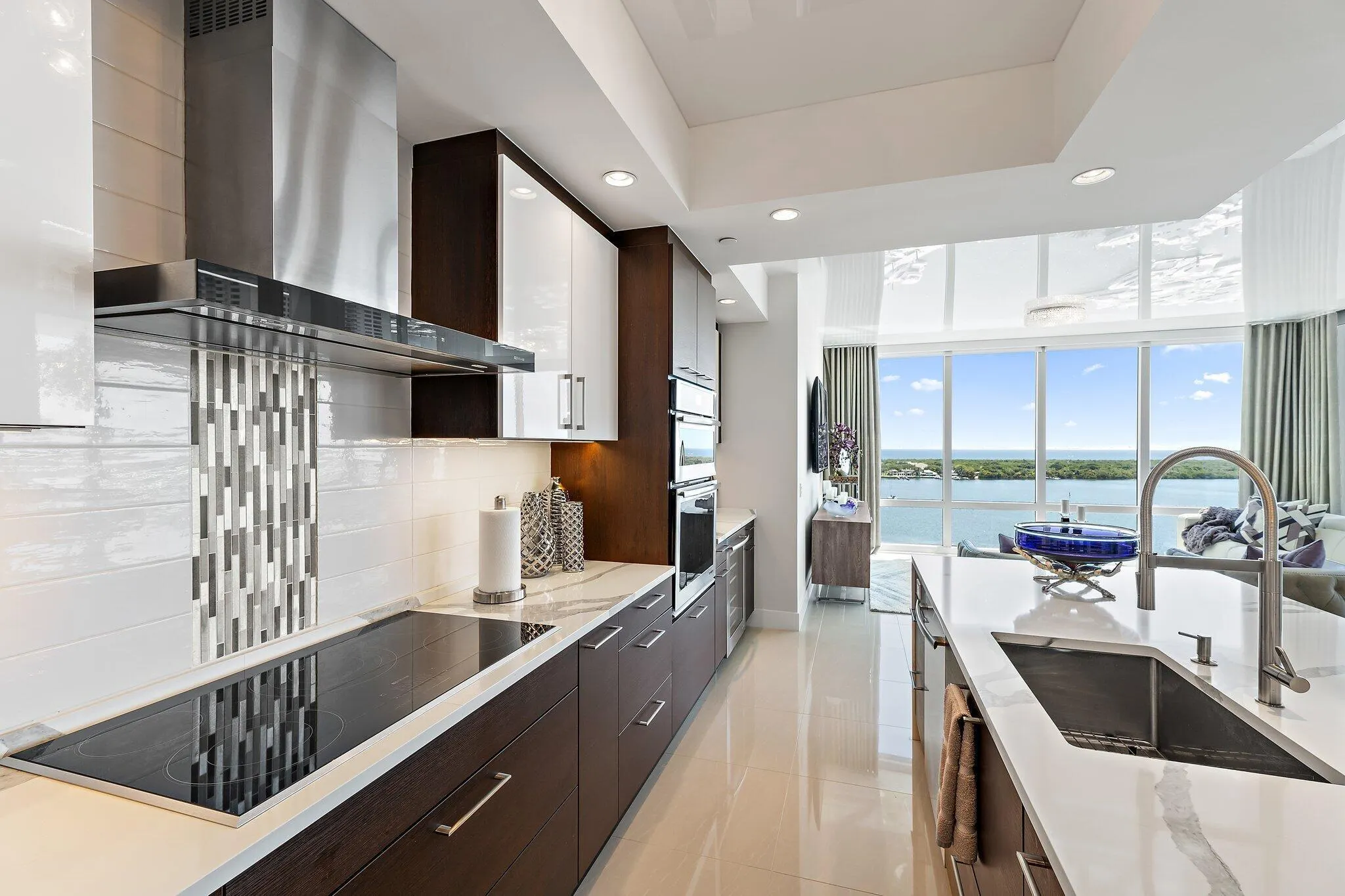 2 Water Club Way, #1603