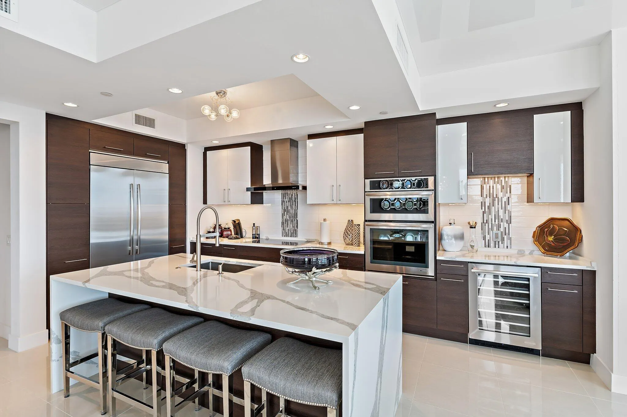 2 Water Club Way, #1603