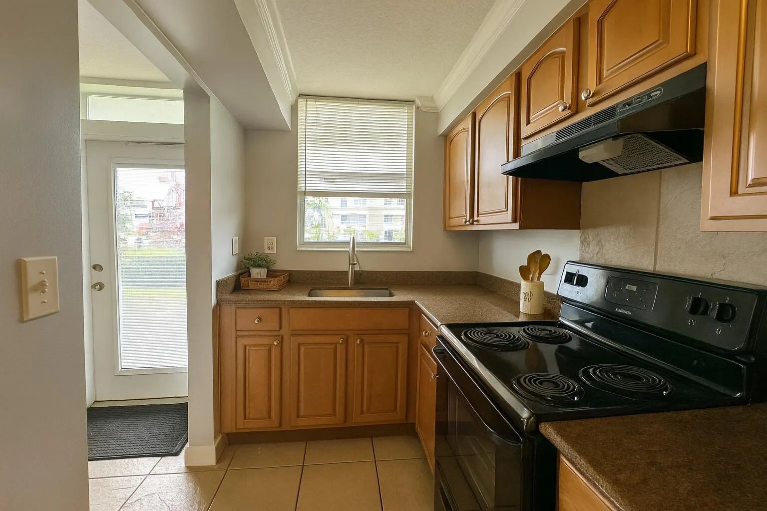 104 Paradise Harbour 112 Boulevard, #112