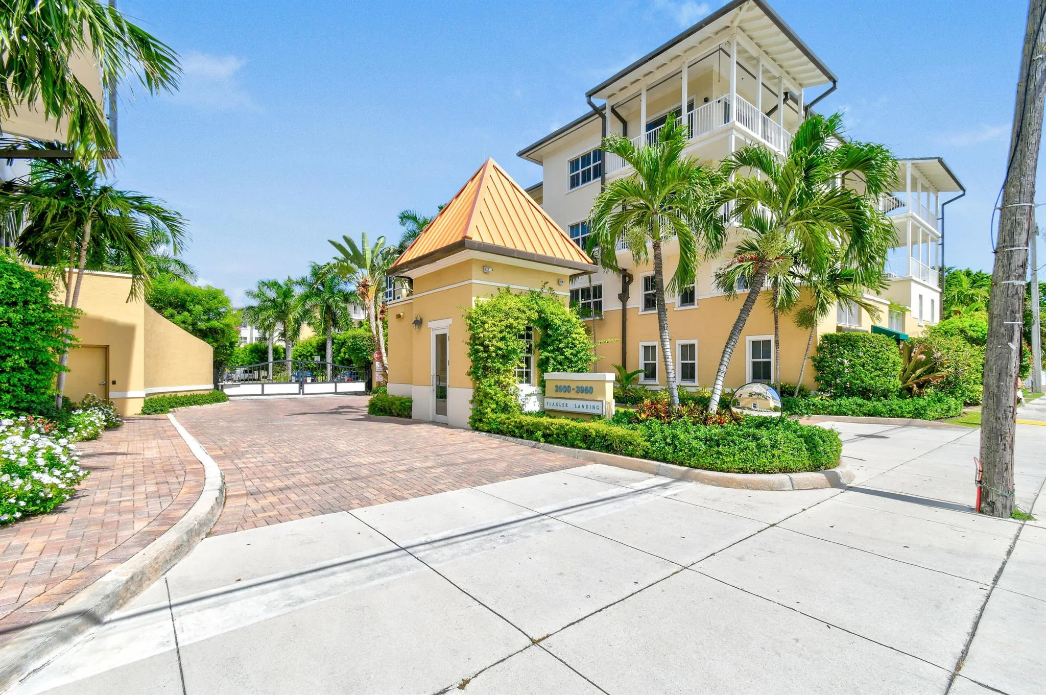 3940 N Flagler Drive, #206