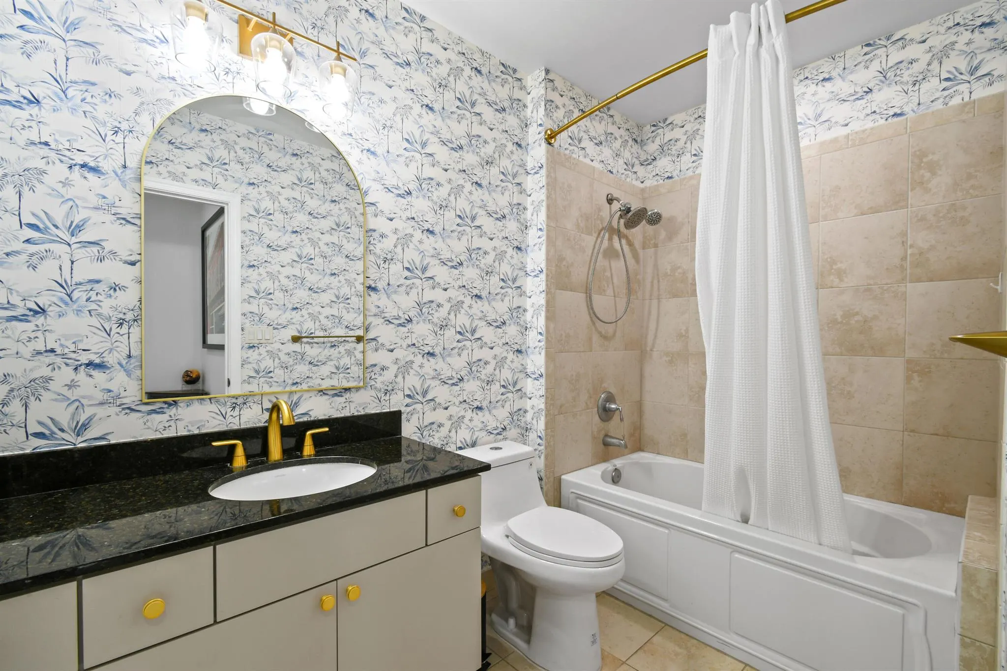 3940 N Flagler Drive, #206