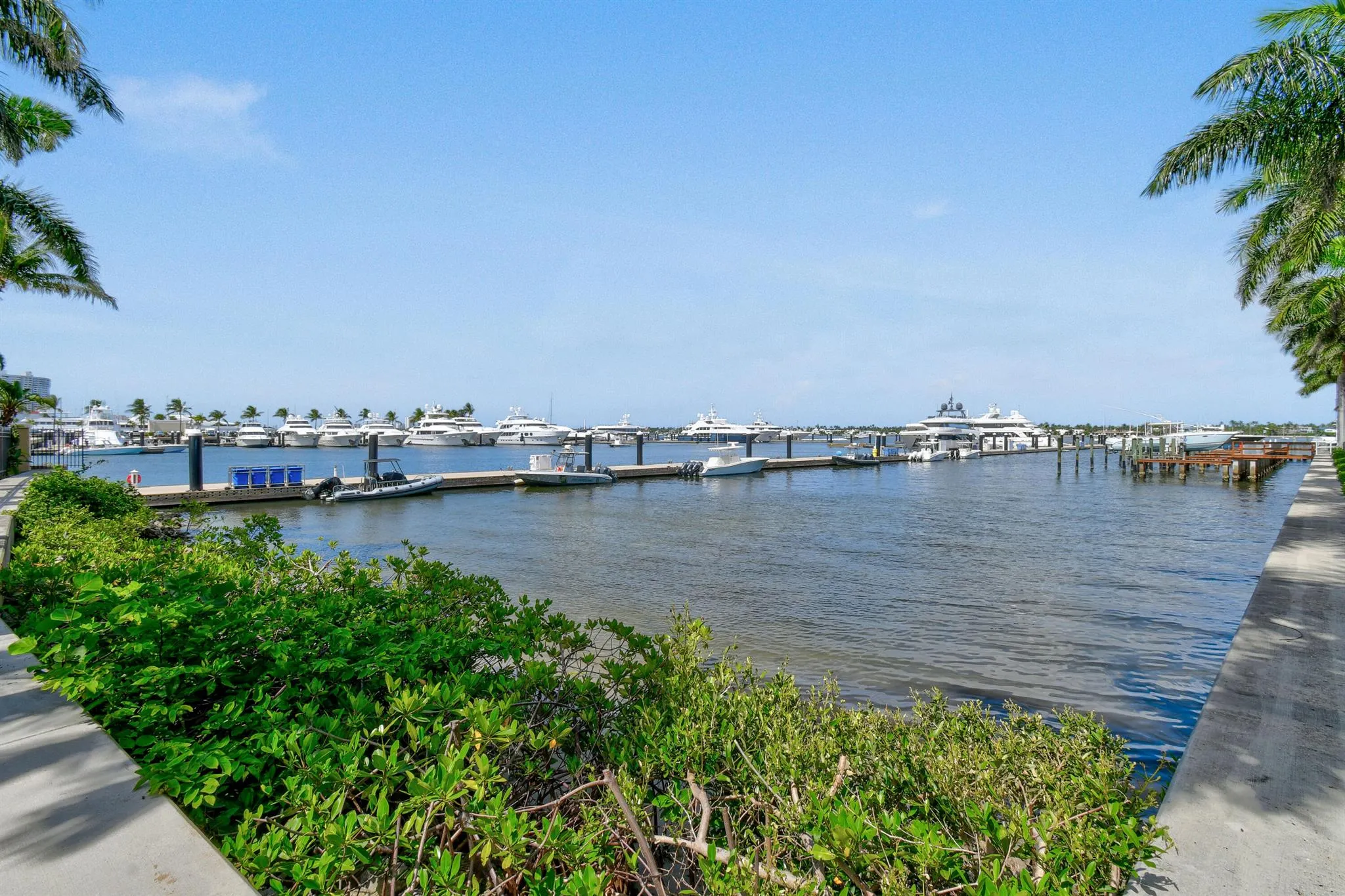 3940 N Flagler Drive, #206