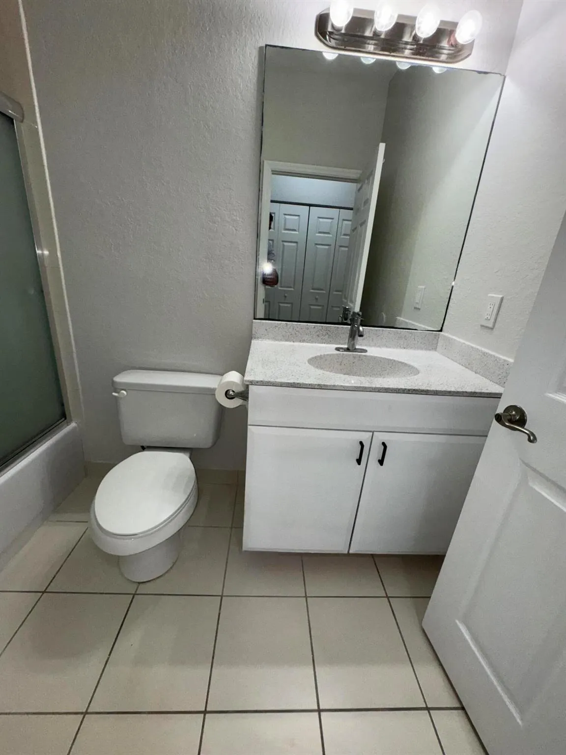 895 Pipers Cay Drive, #895