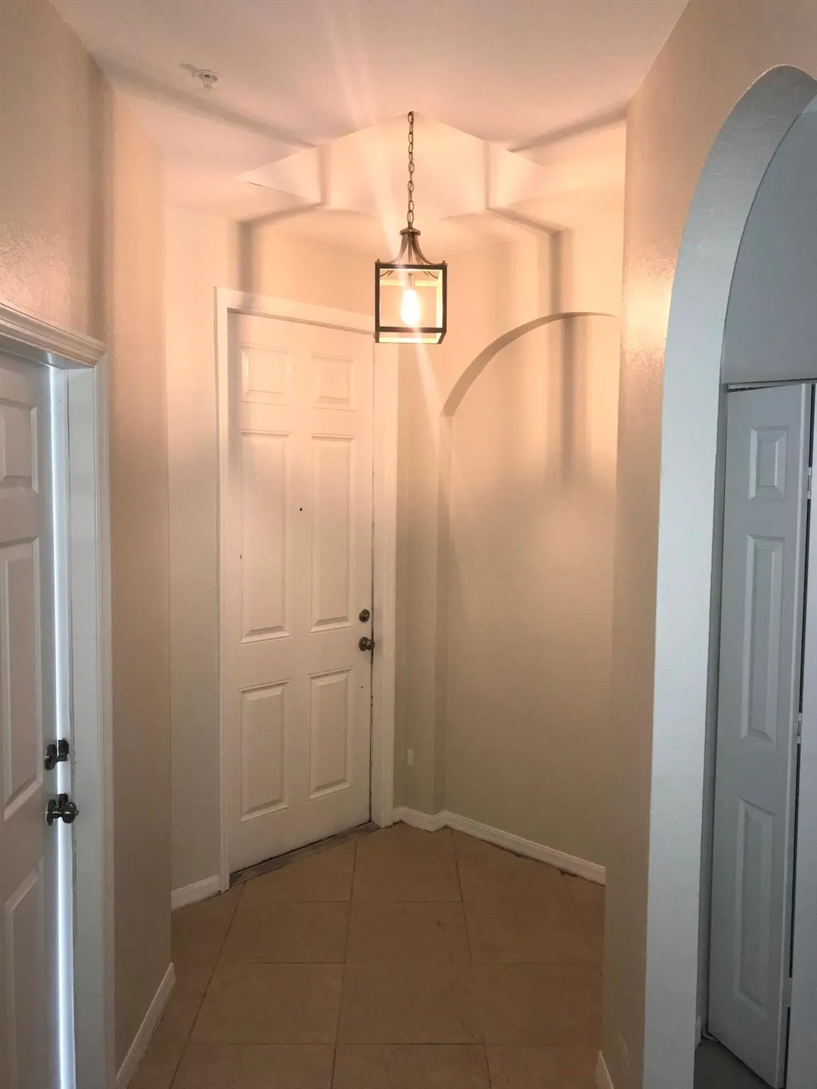 895 Pipers Cay Drive, #895