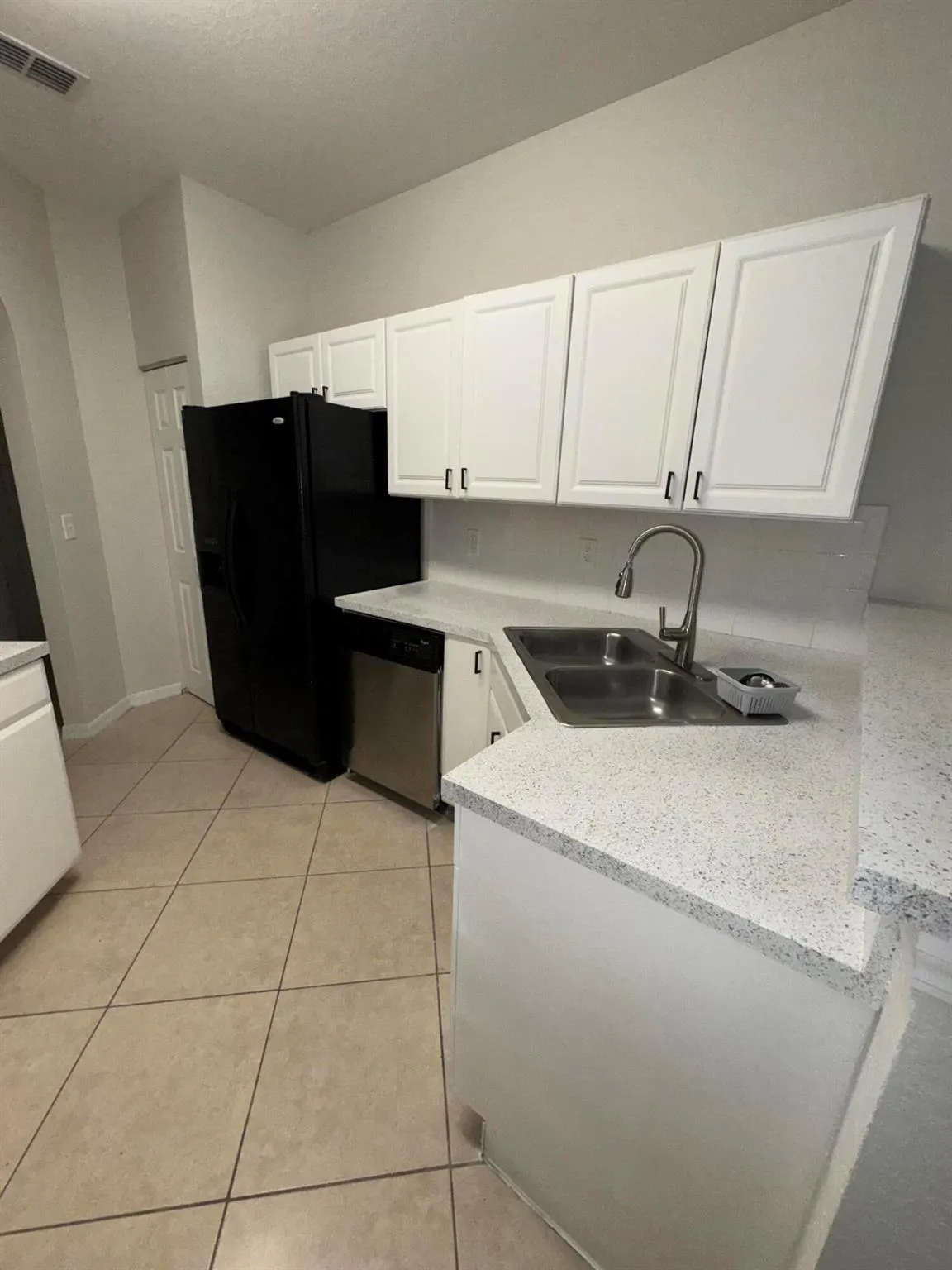 895 Pipers Cay Drive, #895