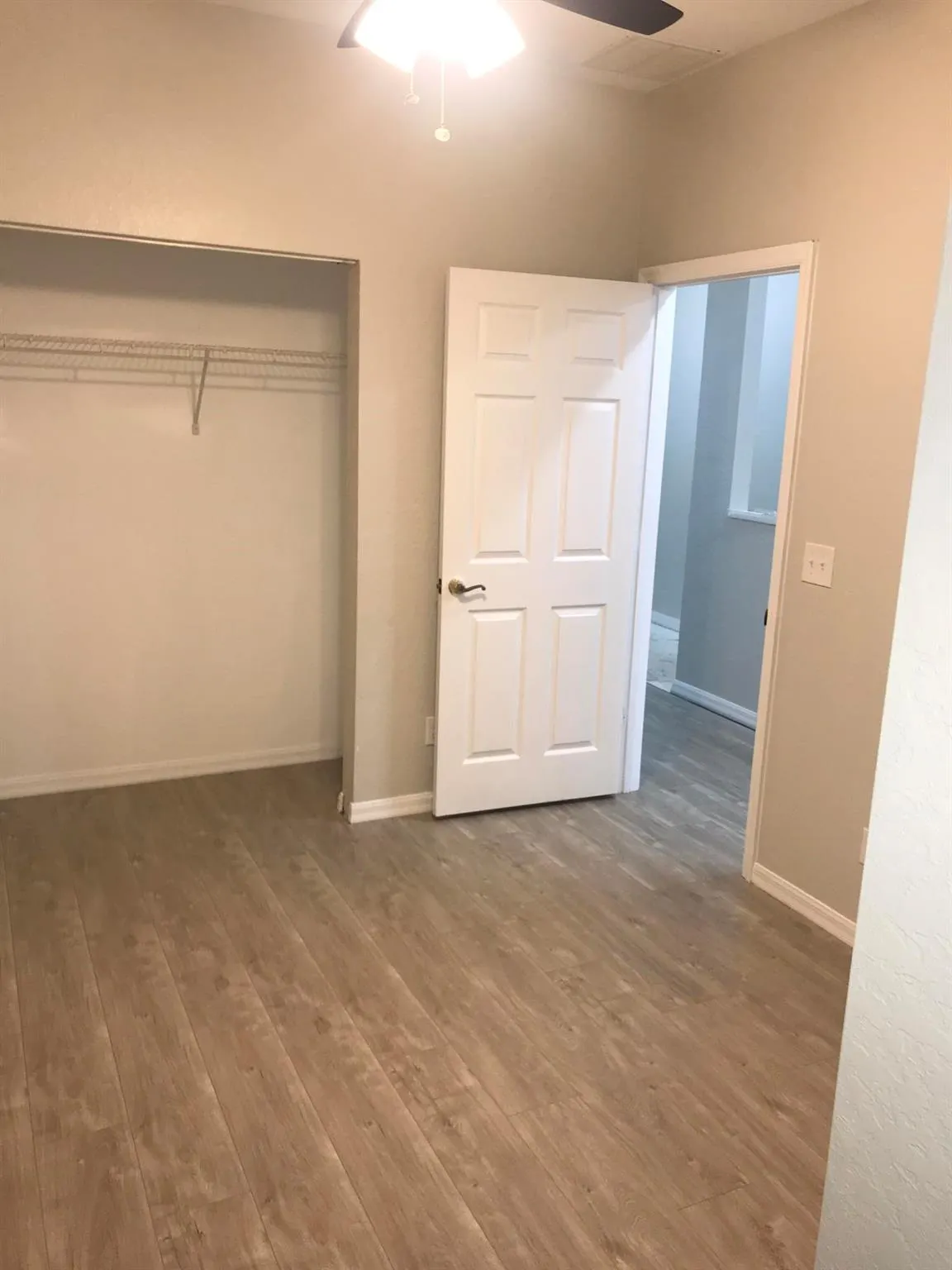 895 Pipers Cay Drive, #895