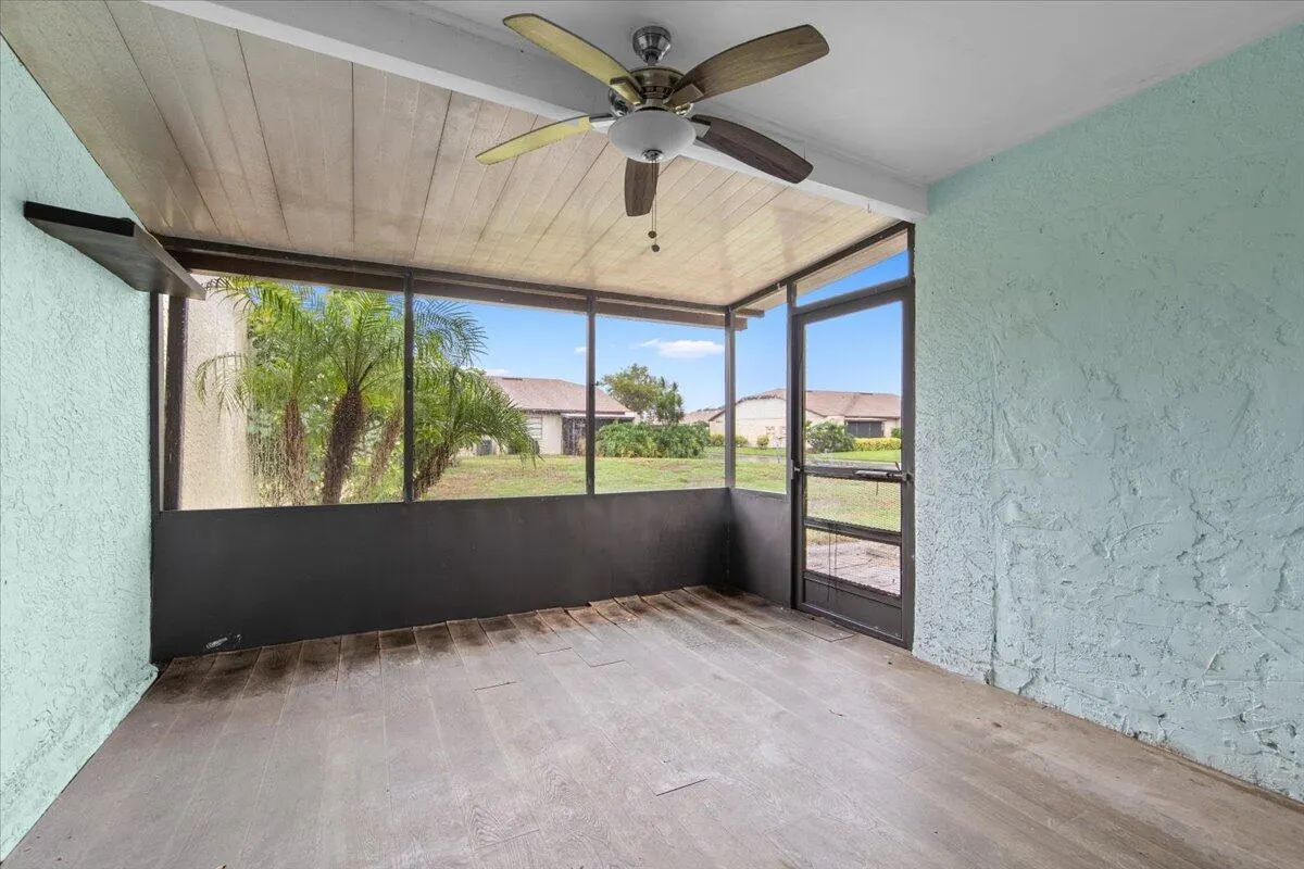 6006 Indrio Road, #7