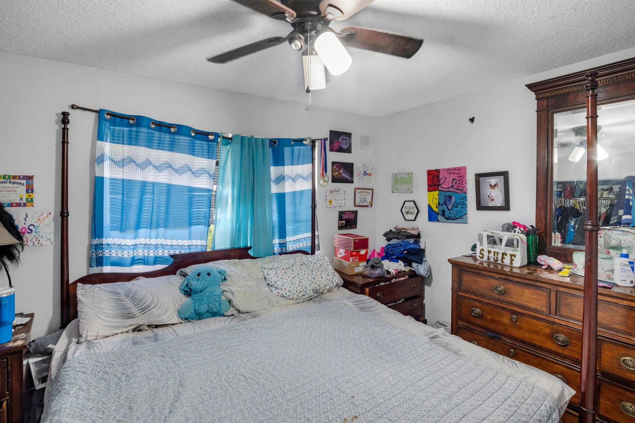 5372 Woodland Drive