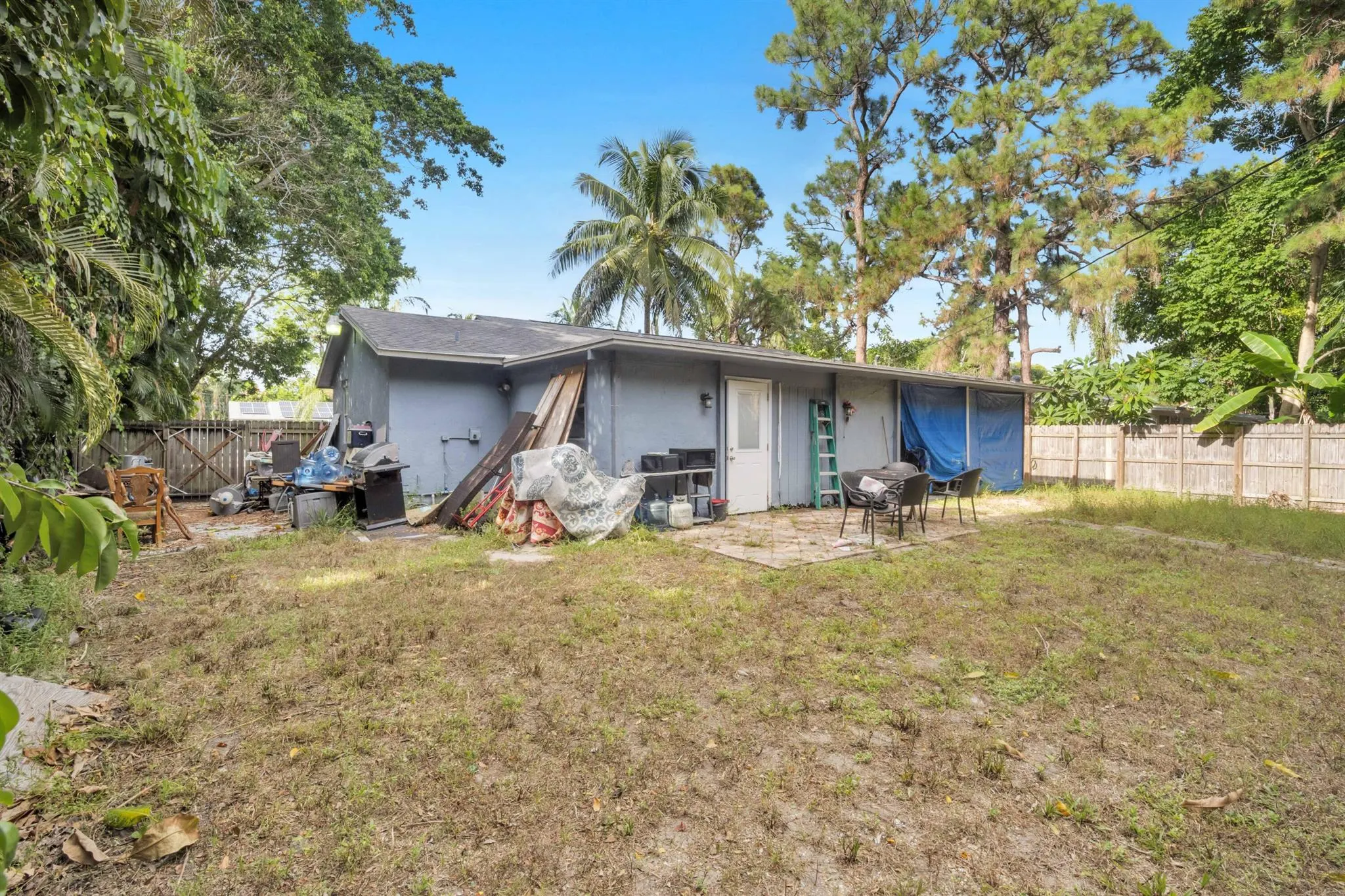 5372 Woodland Drive