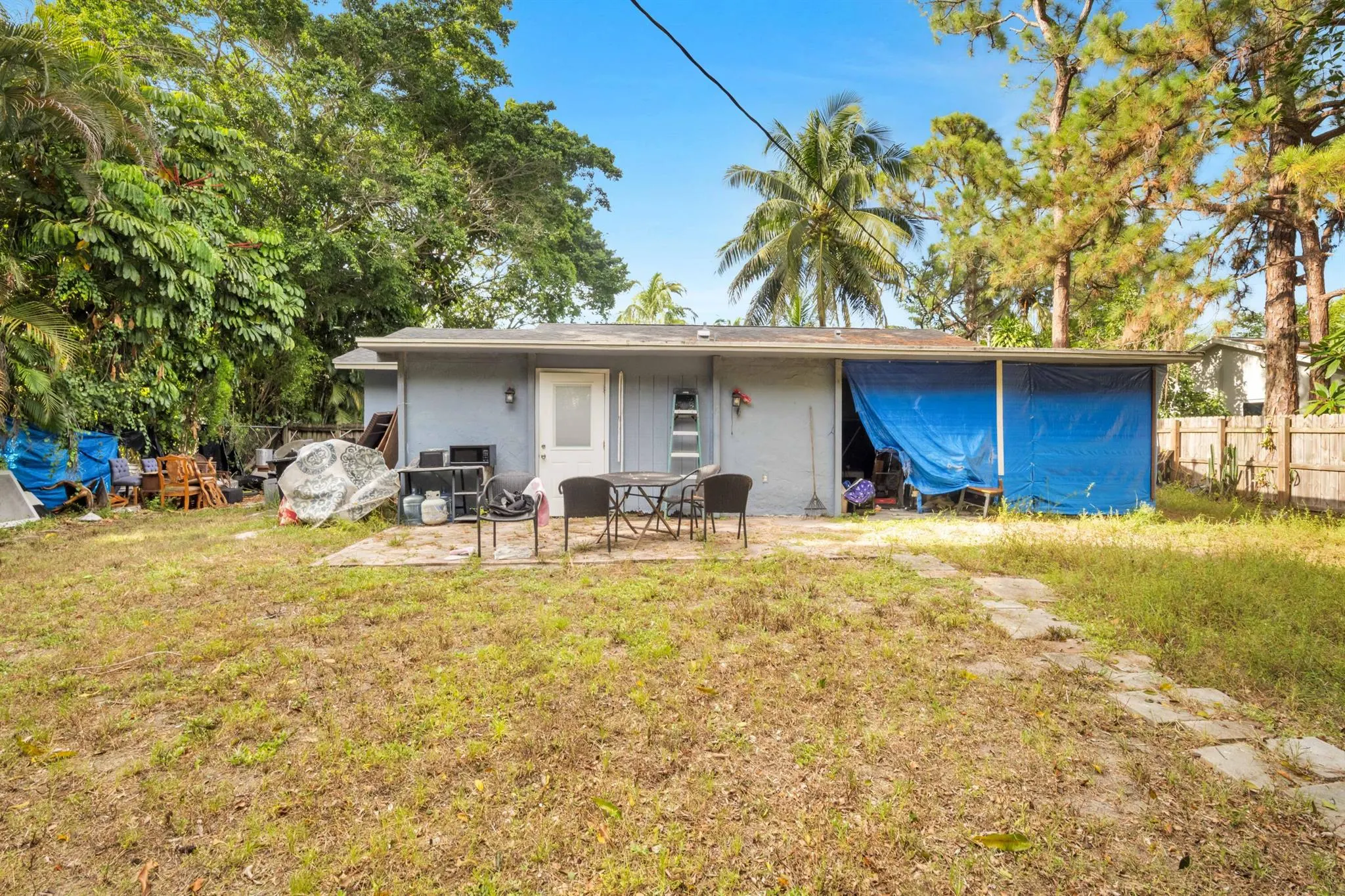 5372 Woodland Drive