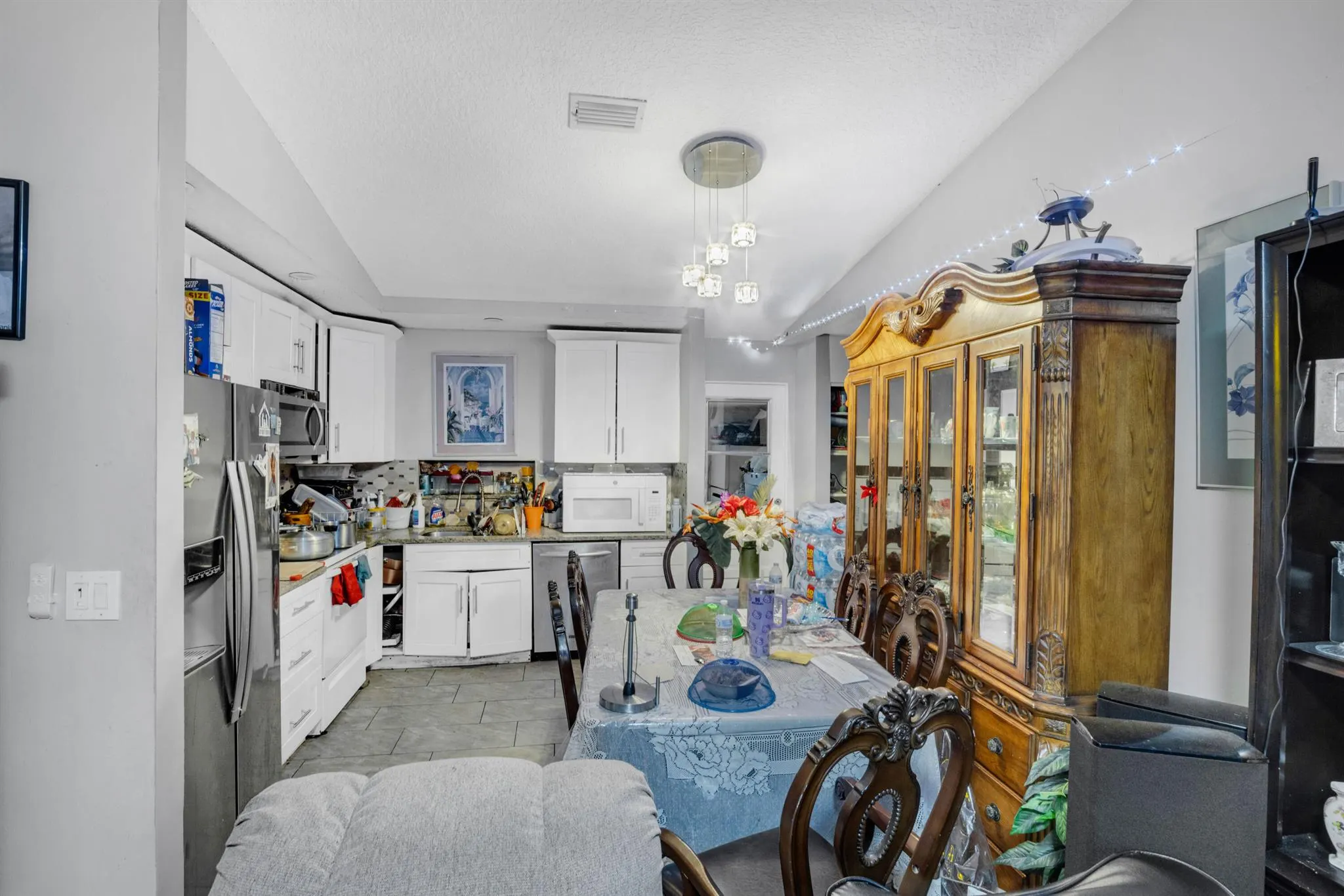 5372 Woodland Drive