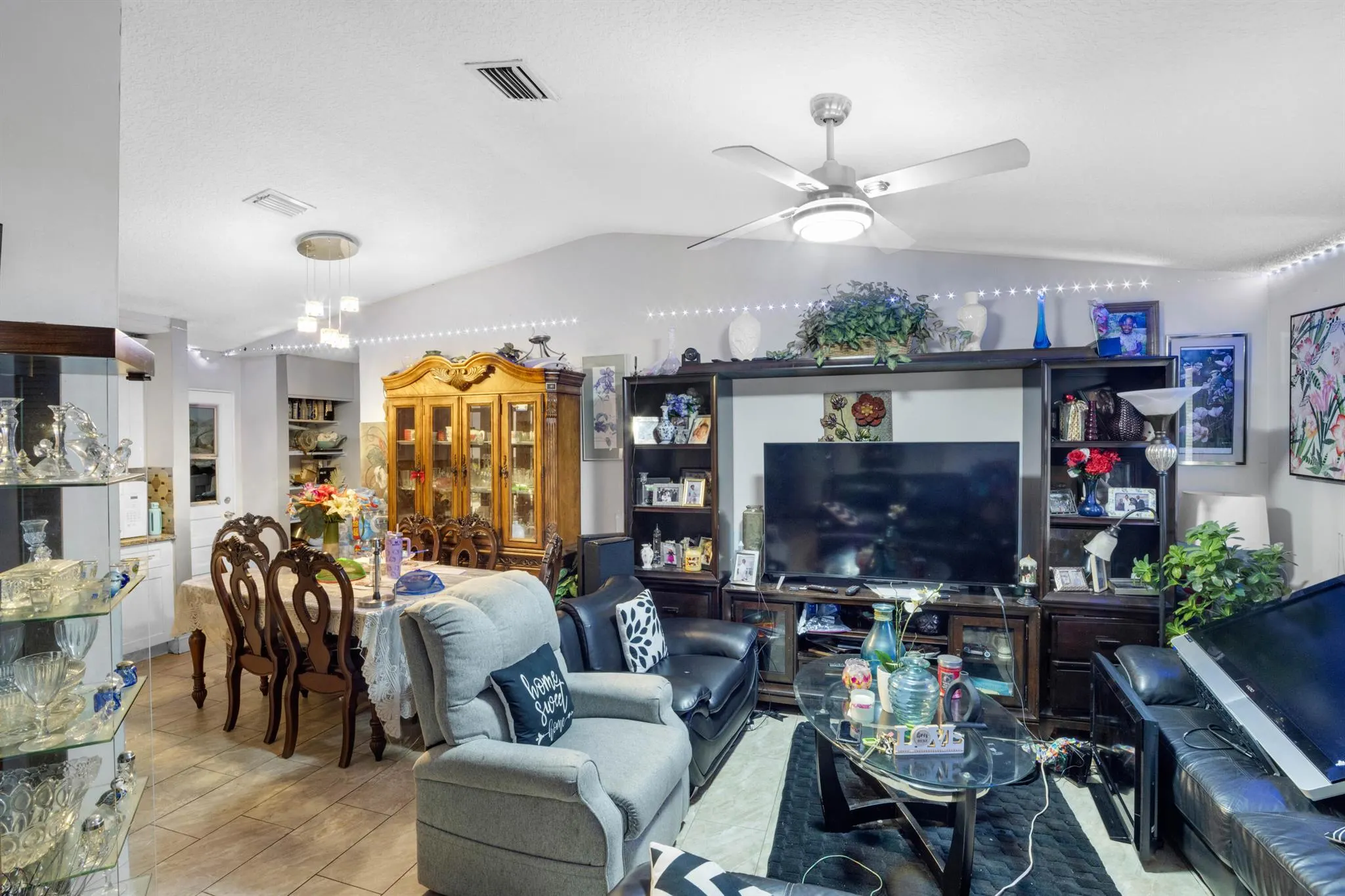 5372 Woodland Drive