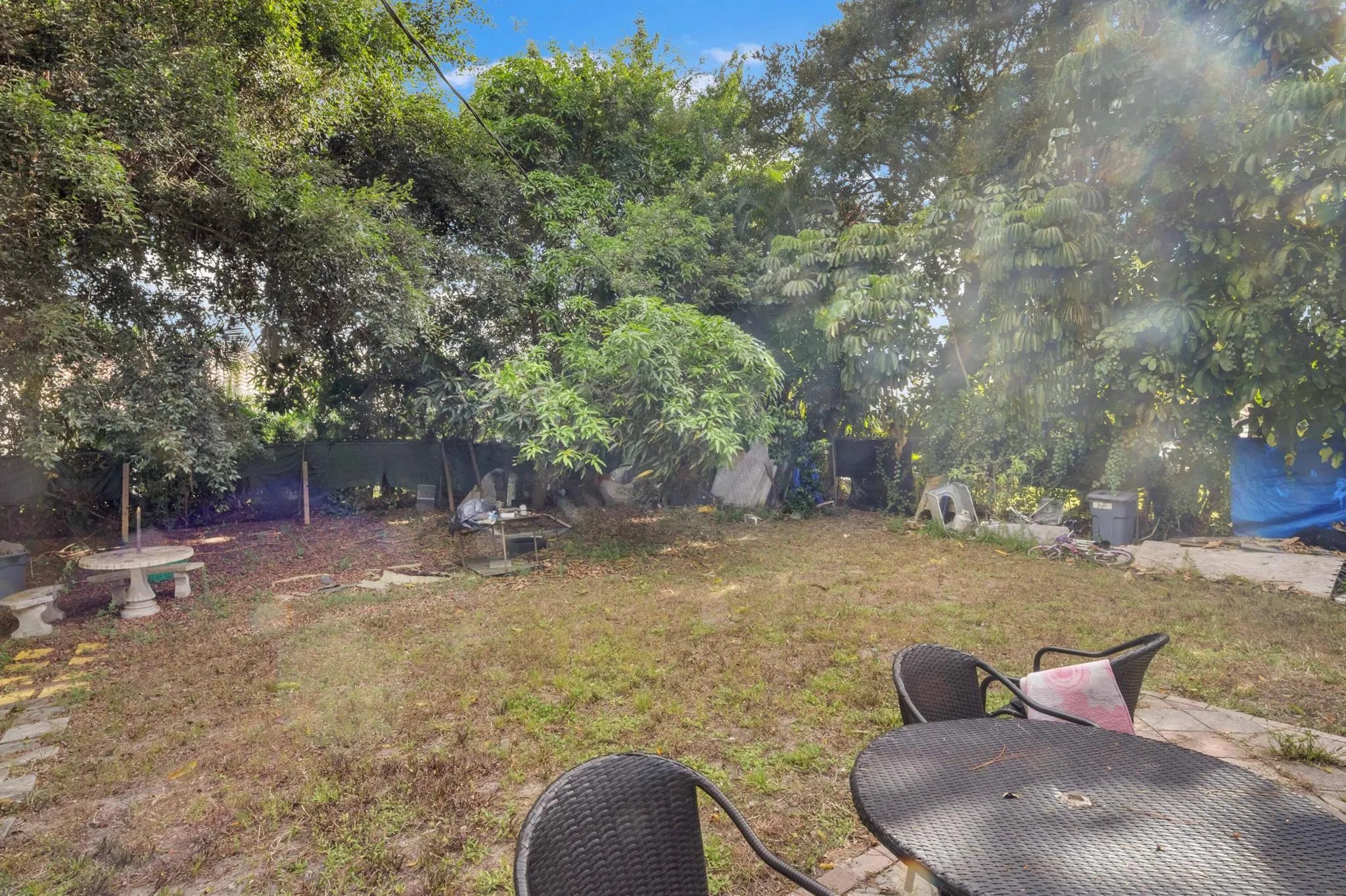 5372 Woodland Drive
