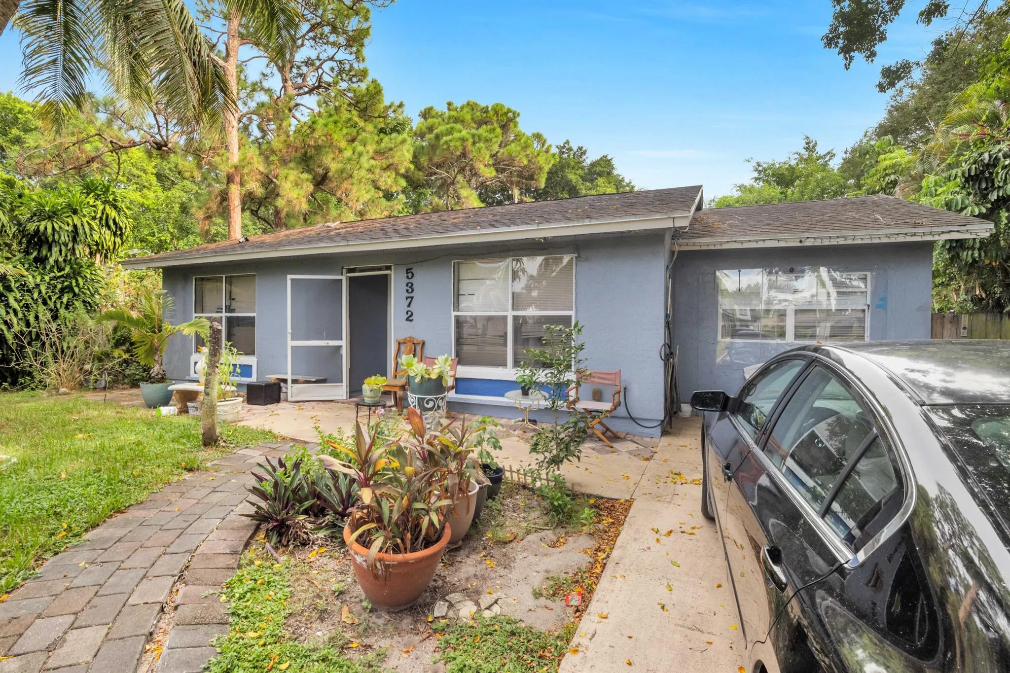 5372 Woodland Drive
