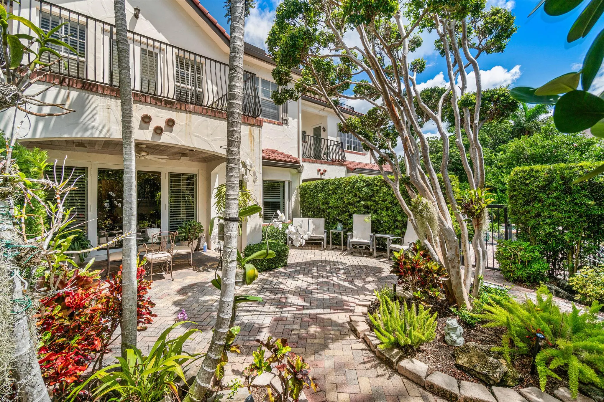828 Estuary Way