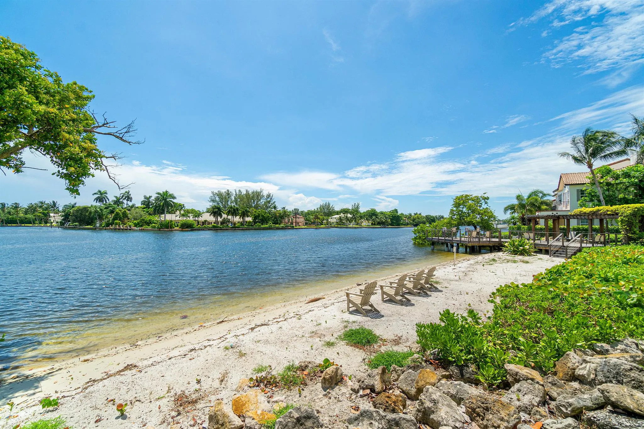 828 Estuary Way