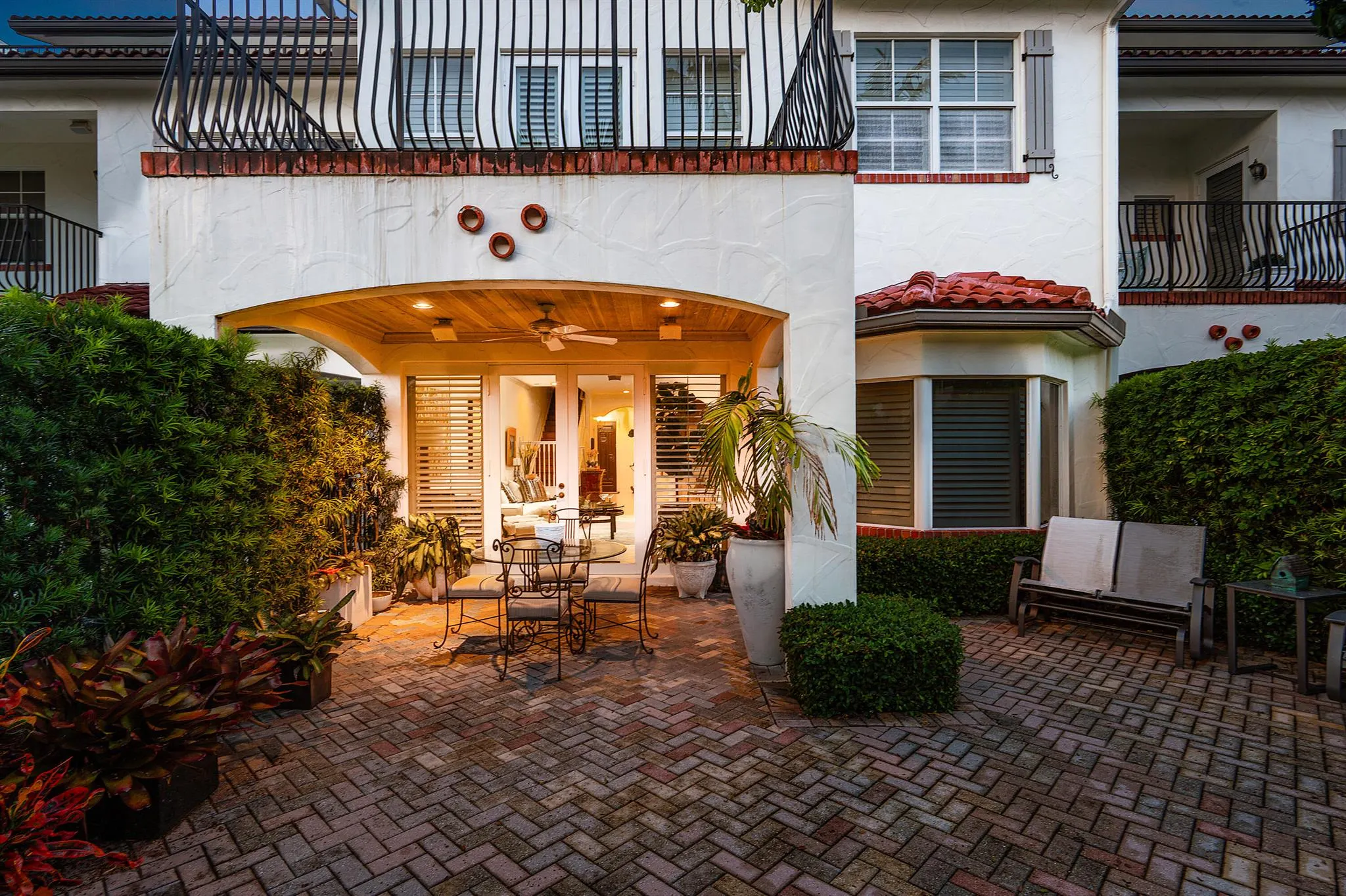828 Estuary Way
