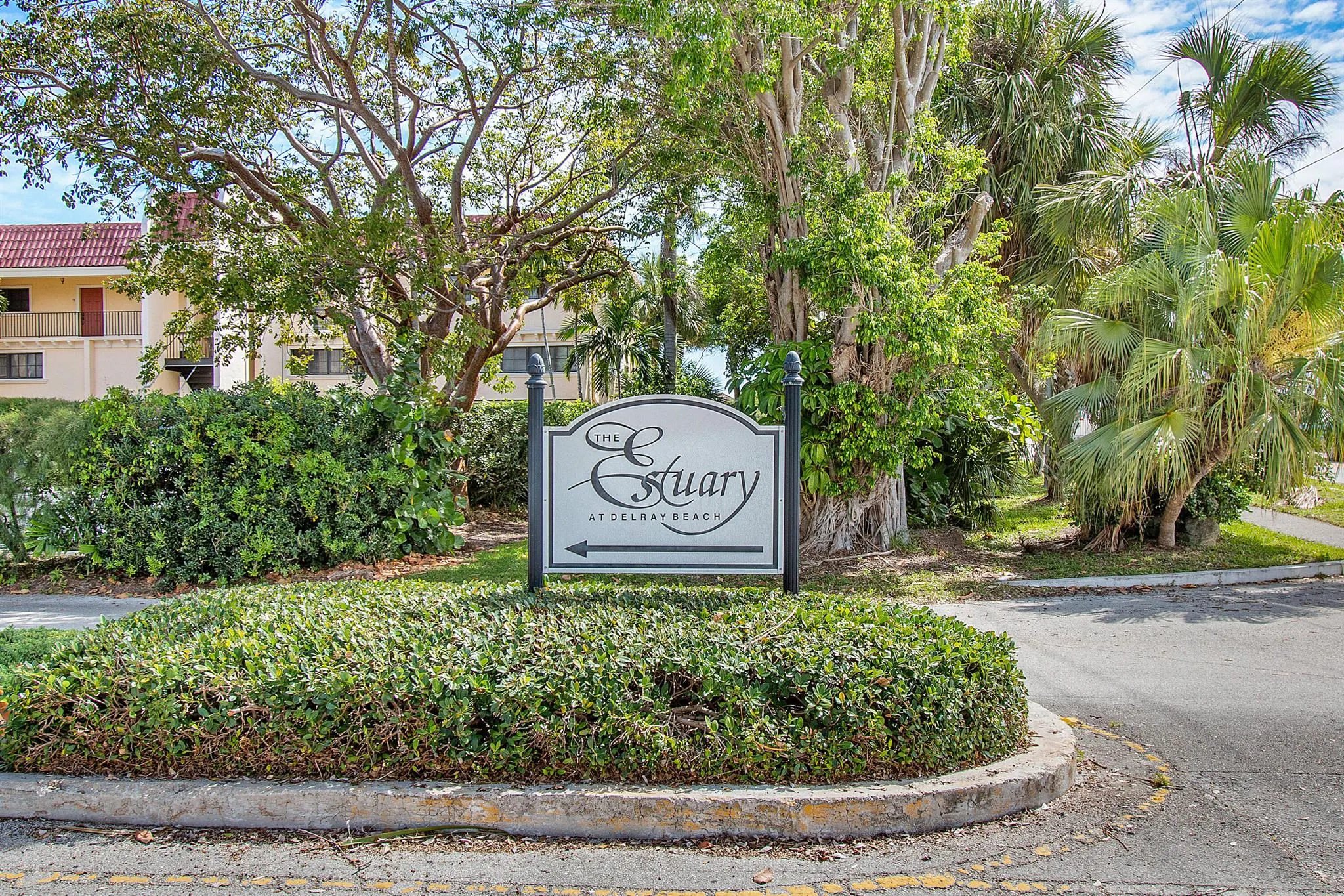 828 Estuary Way