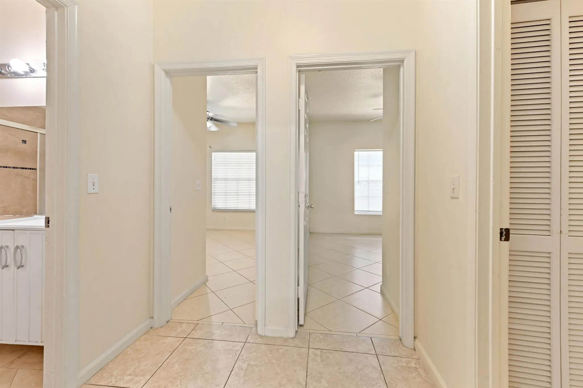 12215 Brisbane Lane