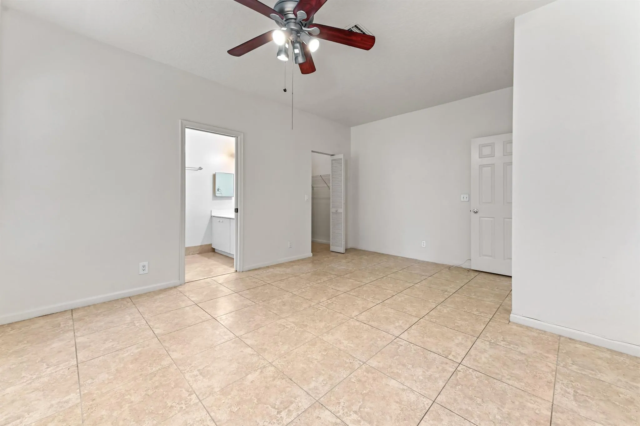 12215 Brisbane Lane