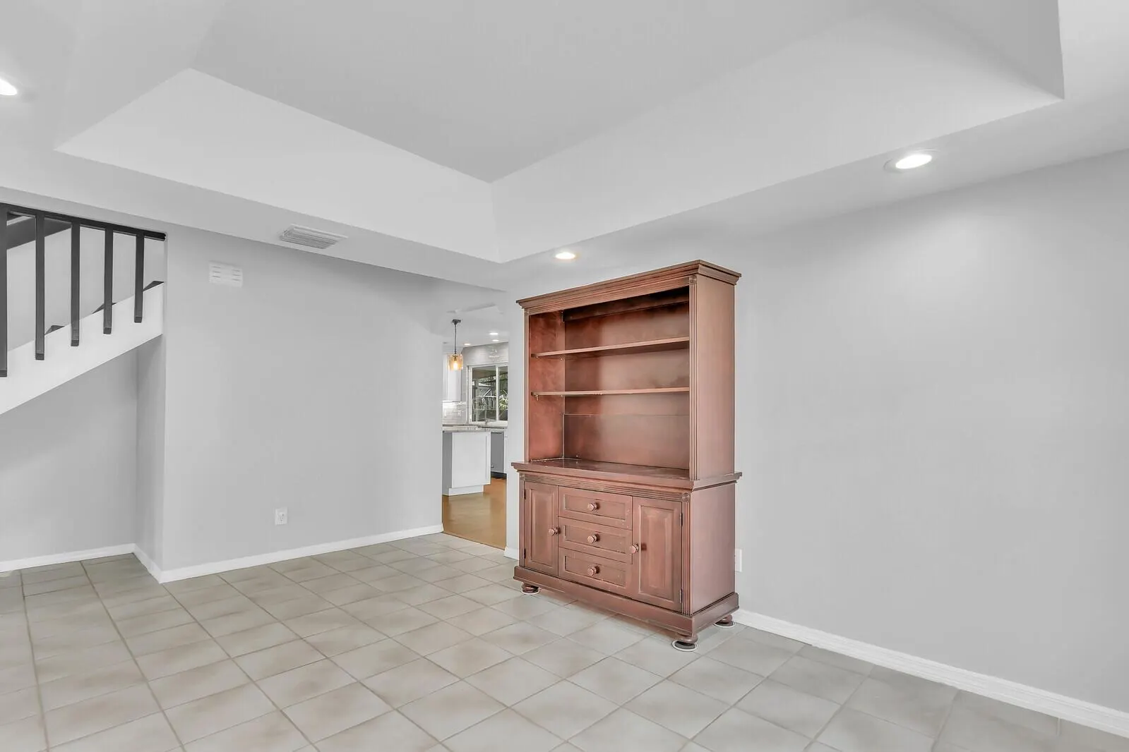 1103 Rainwood Circle W