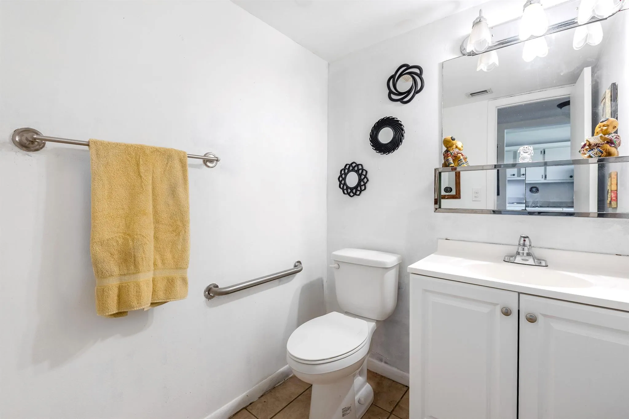 150 Lake Meryl Drive, #143