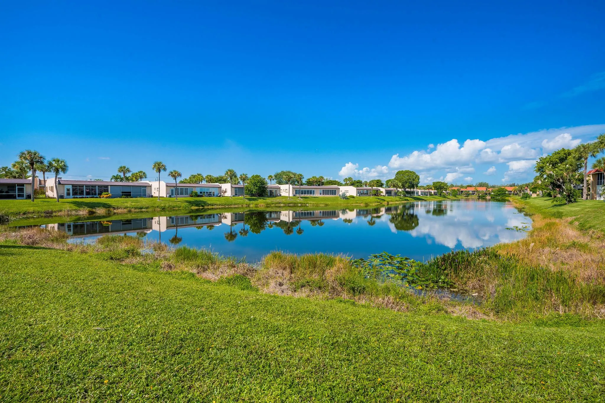 150 Lake Meryl Drive, #143