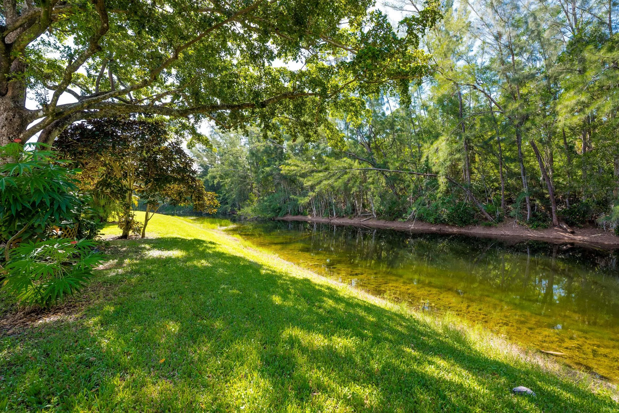 150 Lake Meryl Drive, #143
