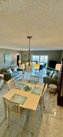 2615 S Garden Drive, #101