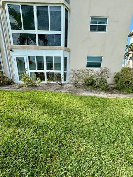2615 S Garden Drive, #101