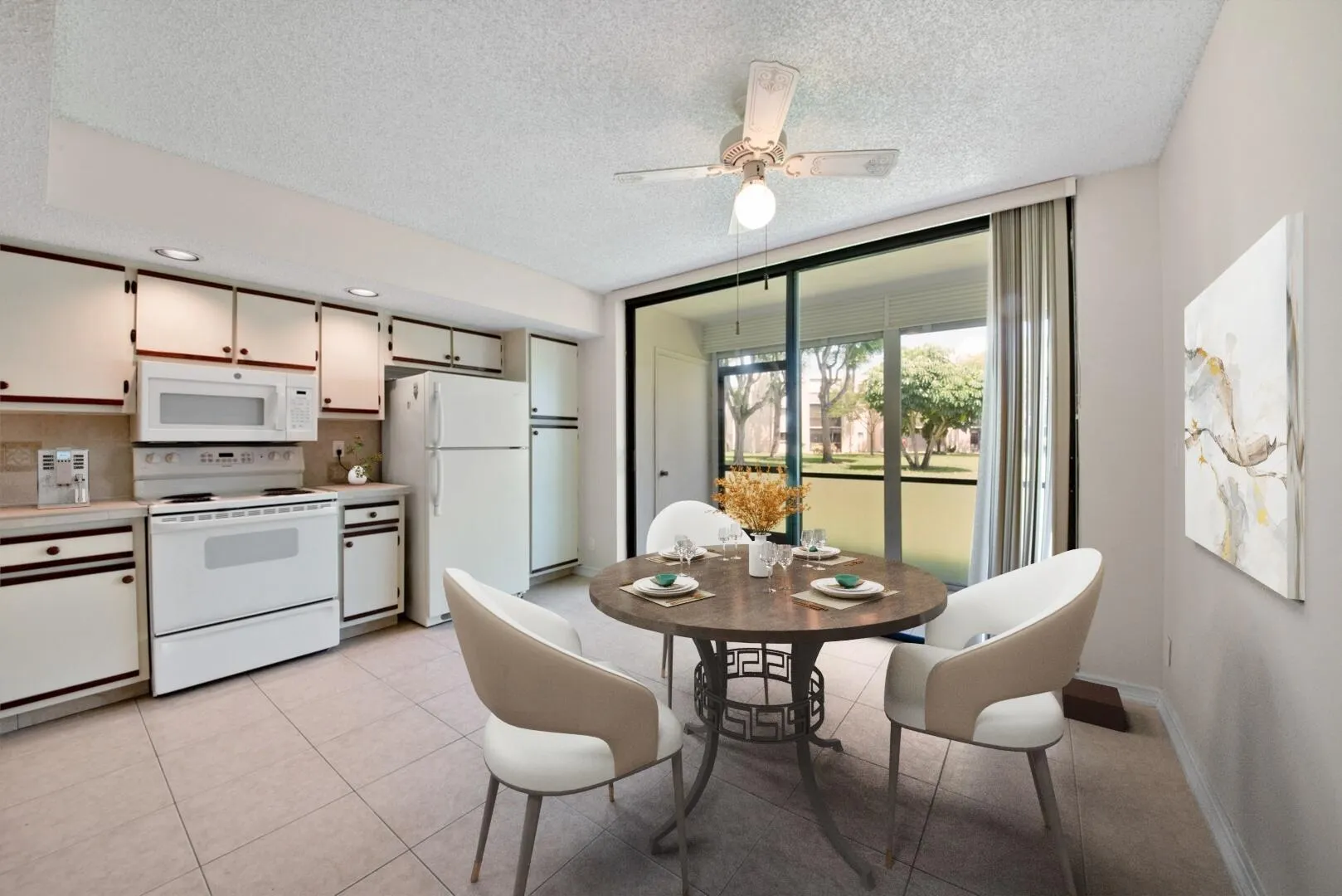 5310 Las Verdes Circle, #118