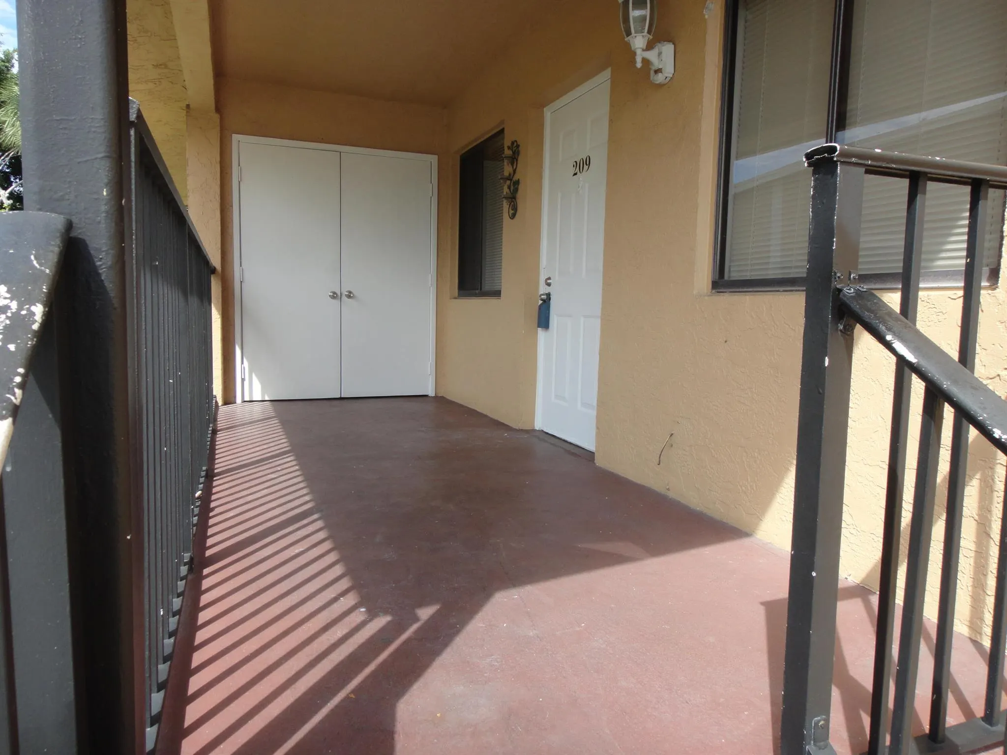 6021 10th Avenue N, #209