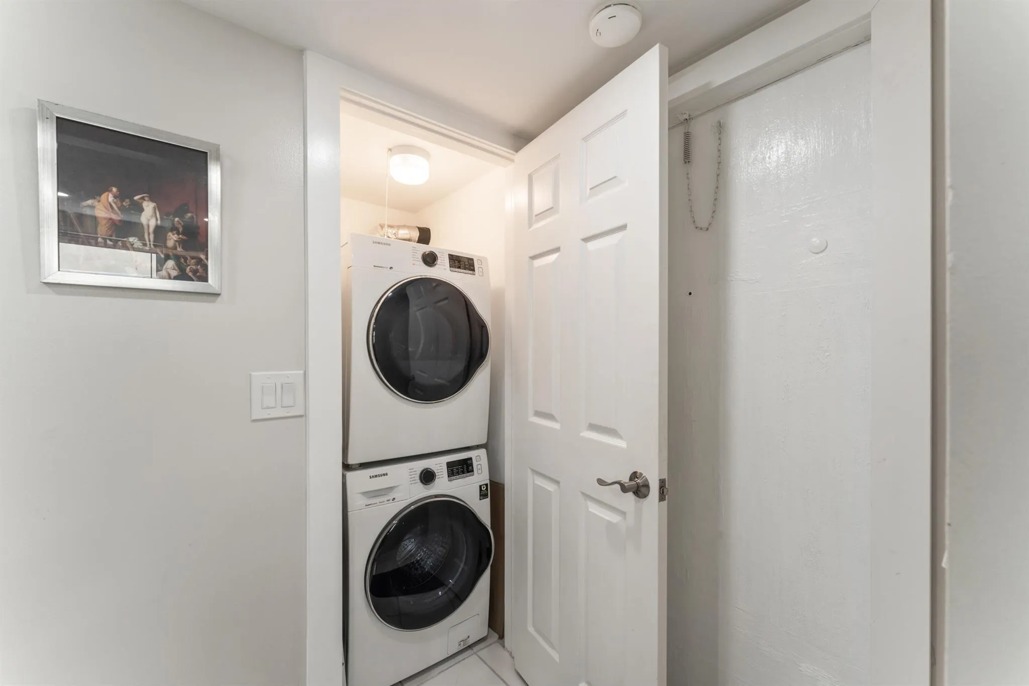 720 N Dixie Highway, #303