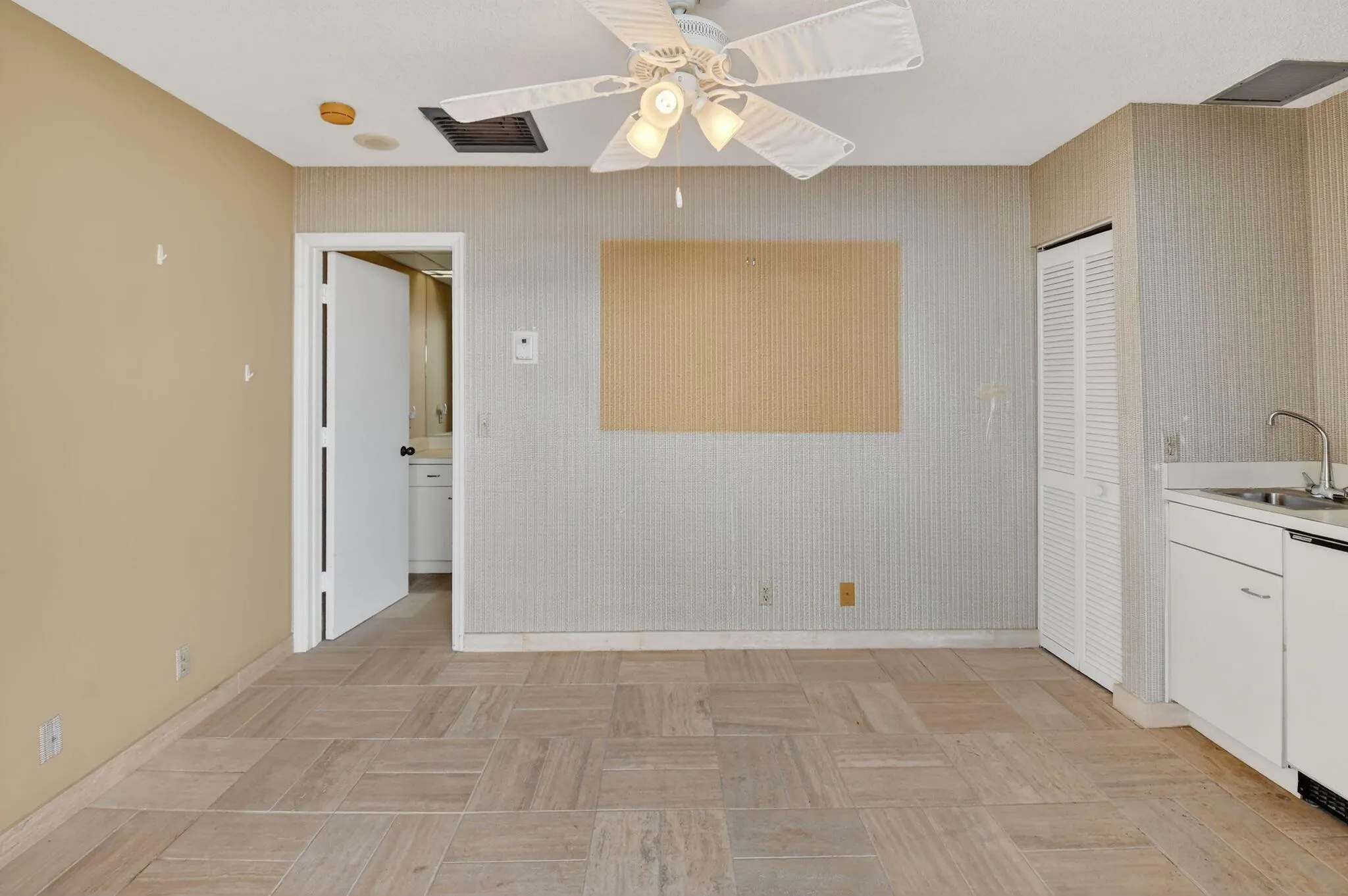 1500 S Ocean Boulevard, #1603/04