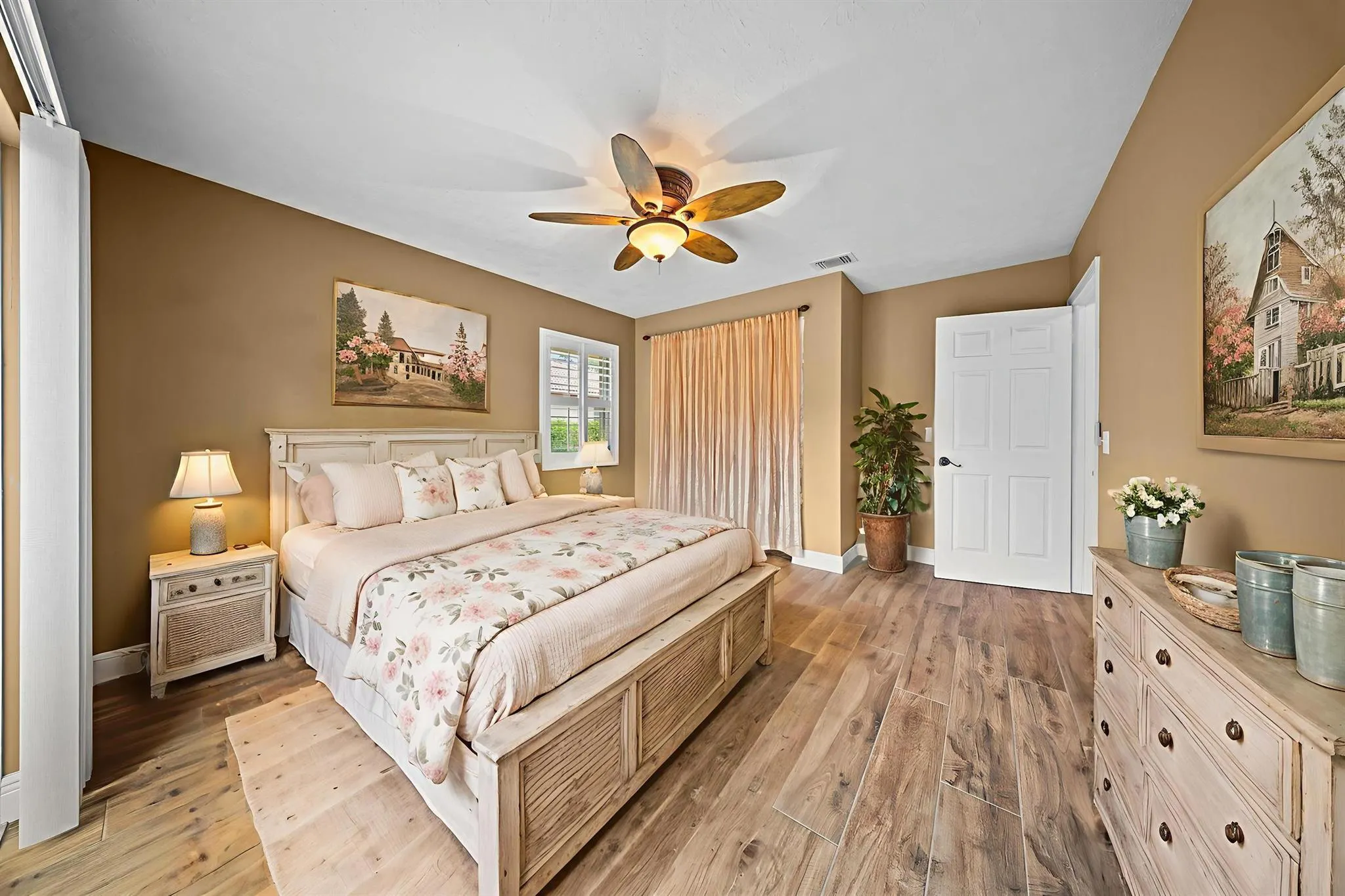 412 SW Mimosa Cove