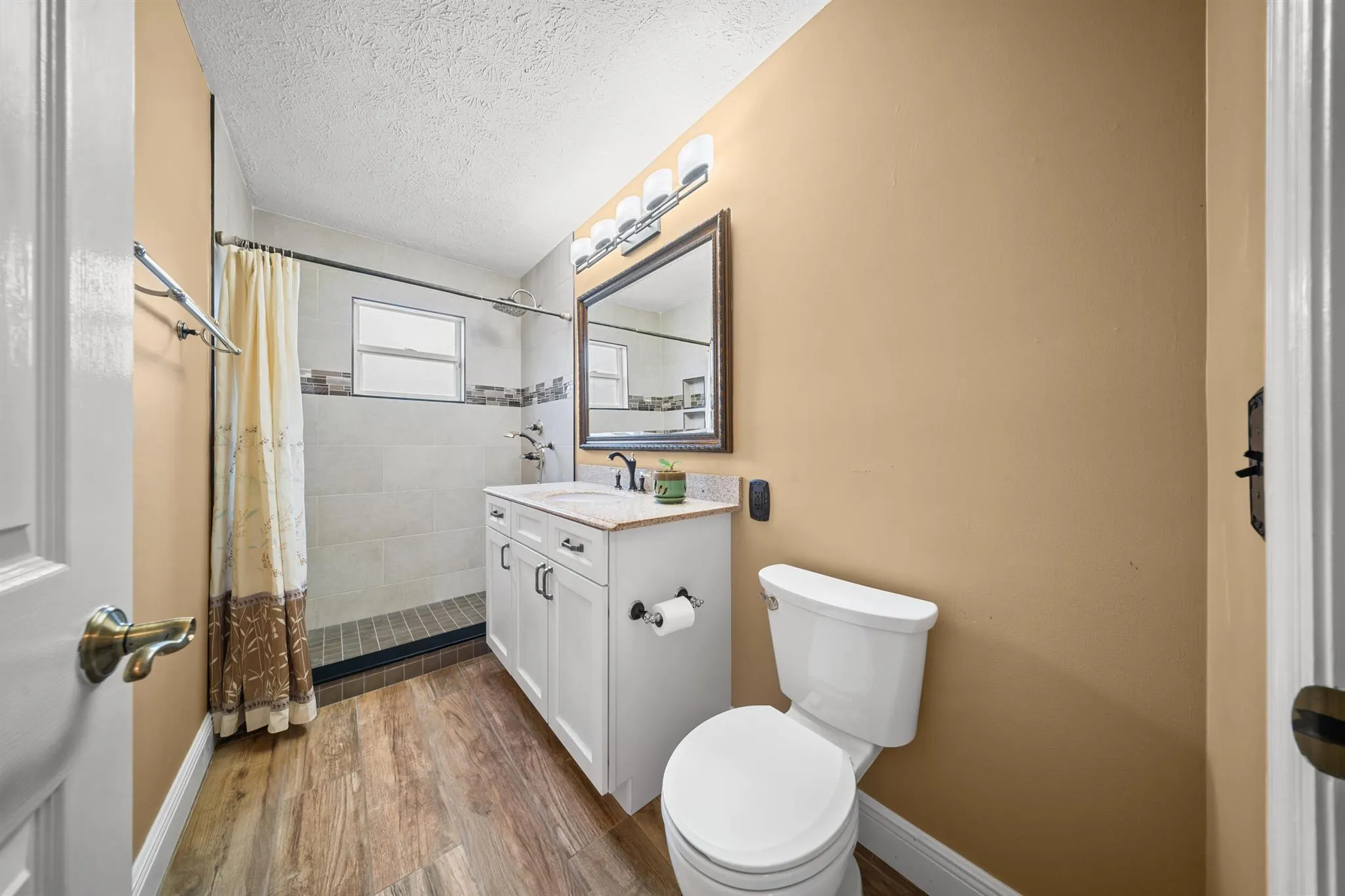 412 SW Mimosa Cove