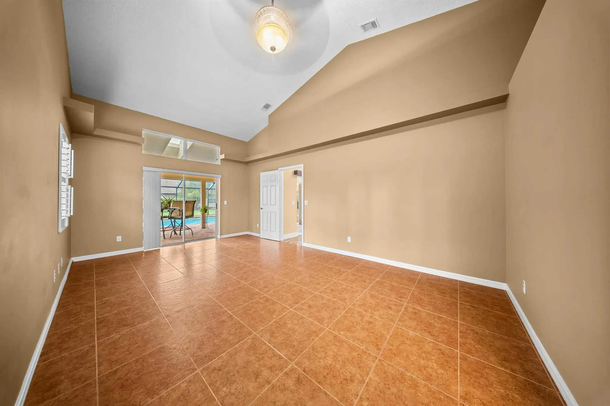 412 SW Mimosa Cove
