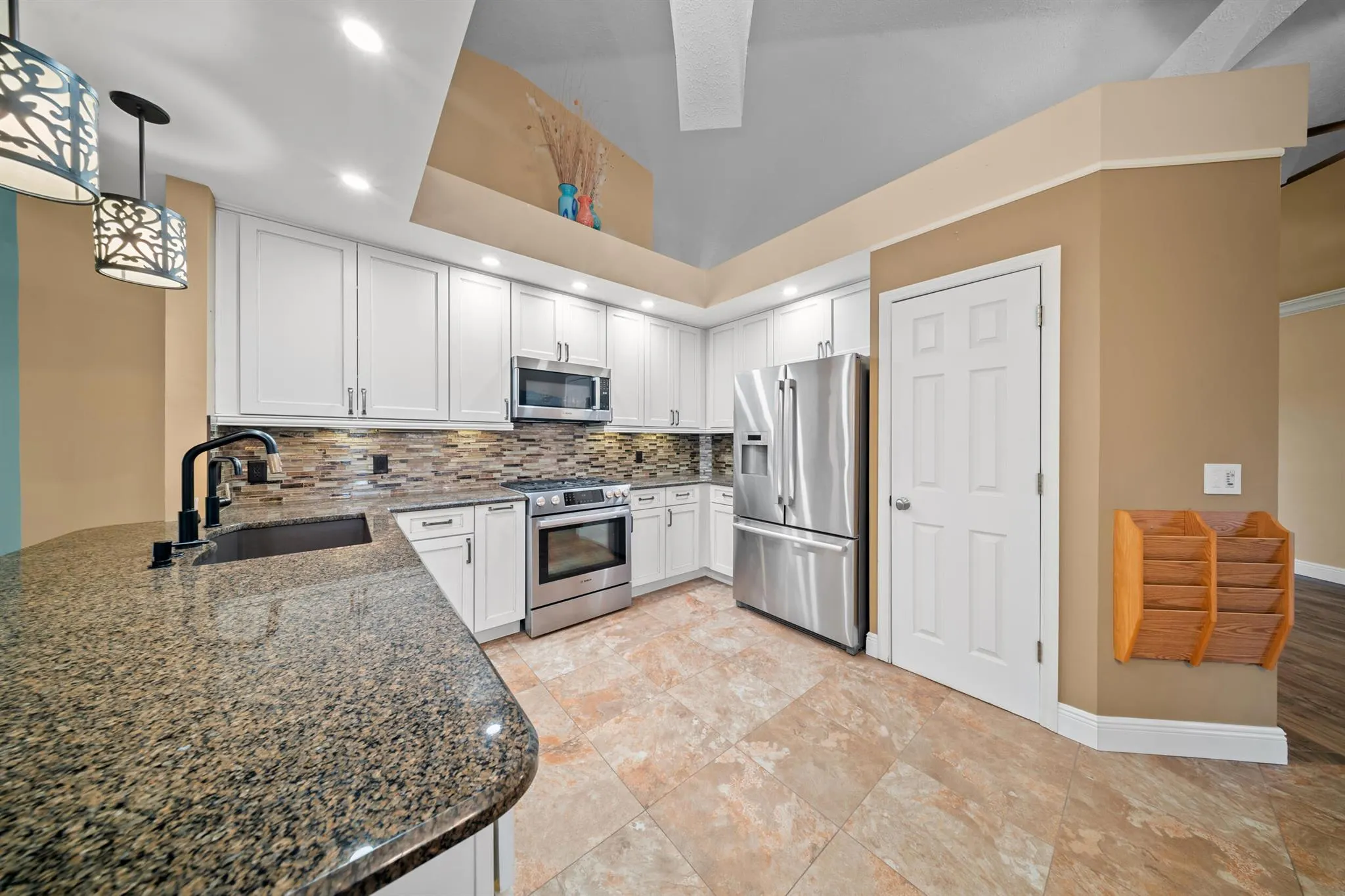 412 SW Mimosa Cove