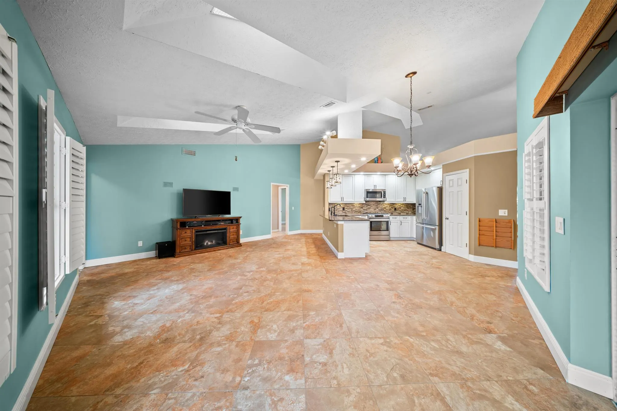 412 SW Mimosa Cove