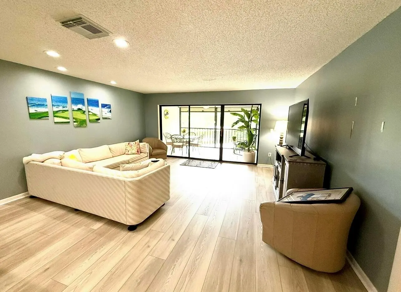 20 Westgate Lane, #F