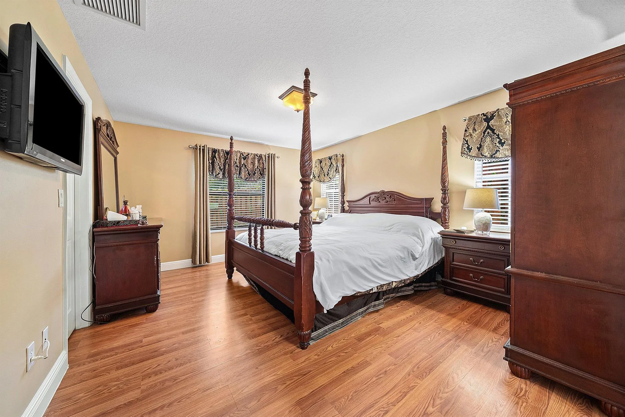 13676 Cortez Drive