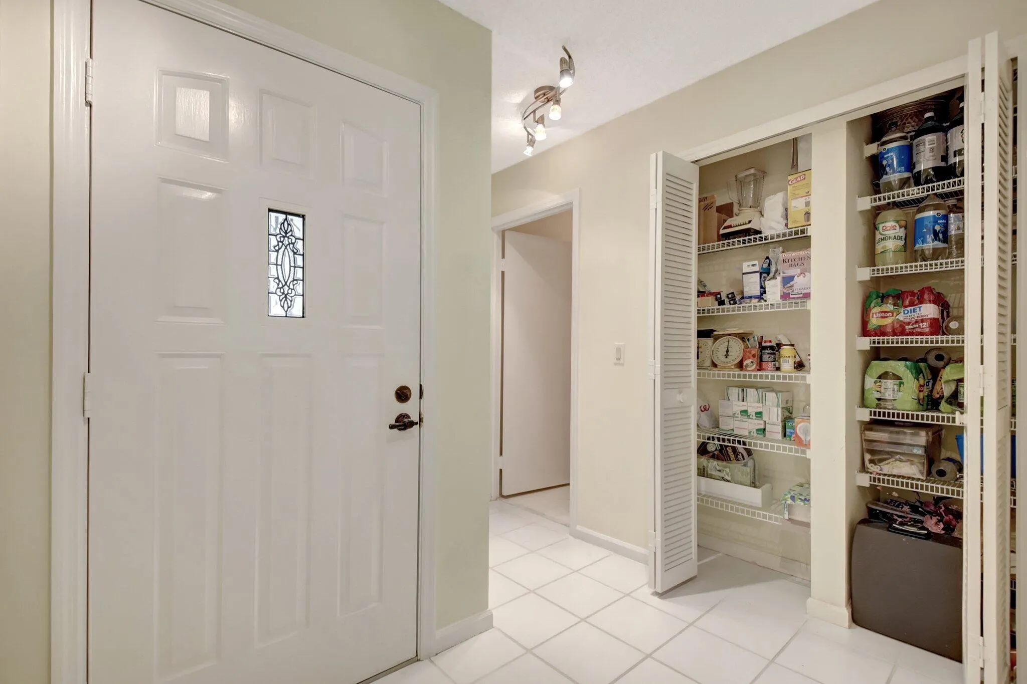 5943 Parkwalk Circle W