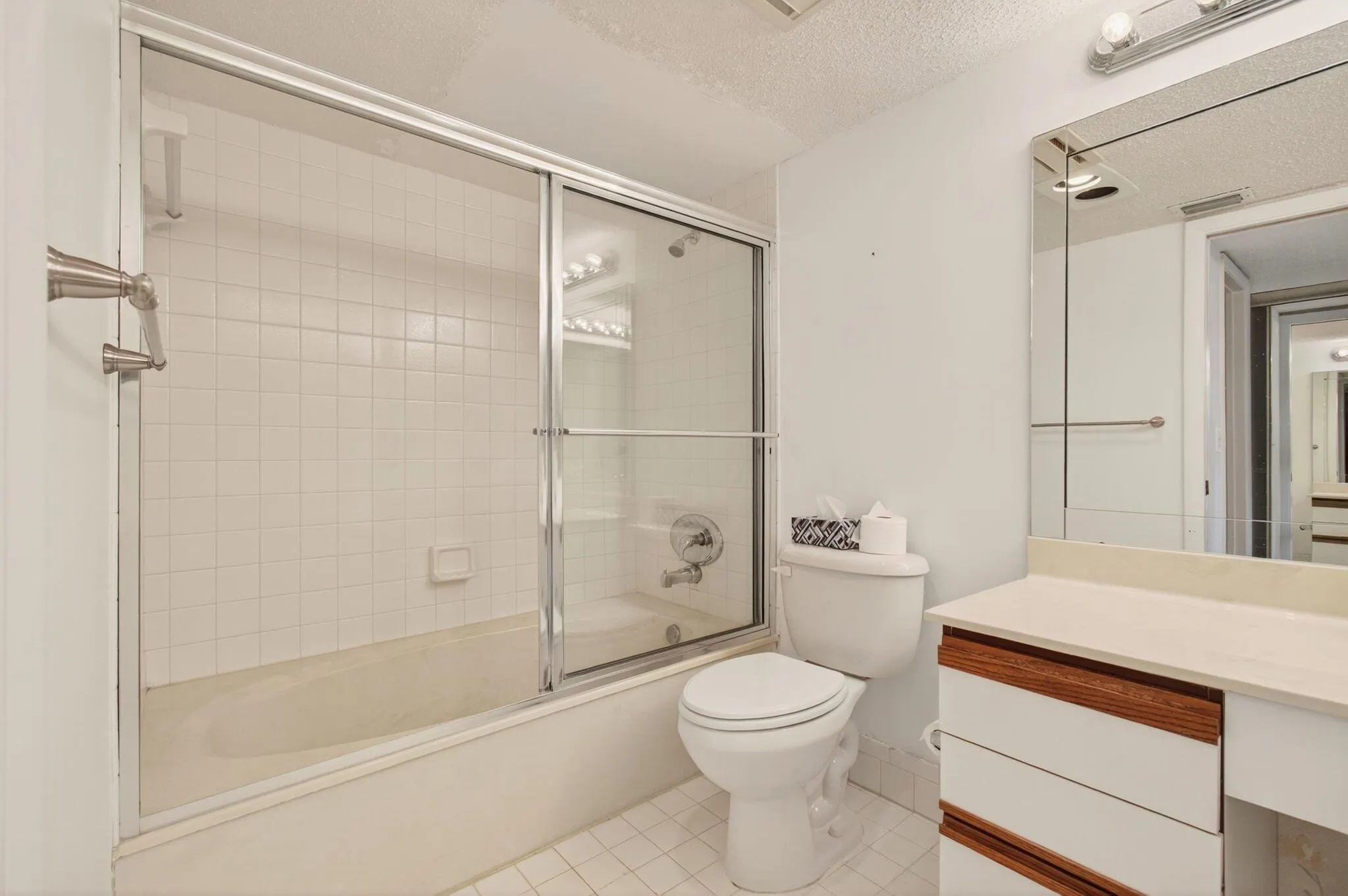 5757 Fairway Park Court, #104