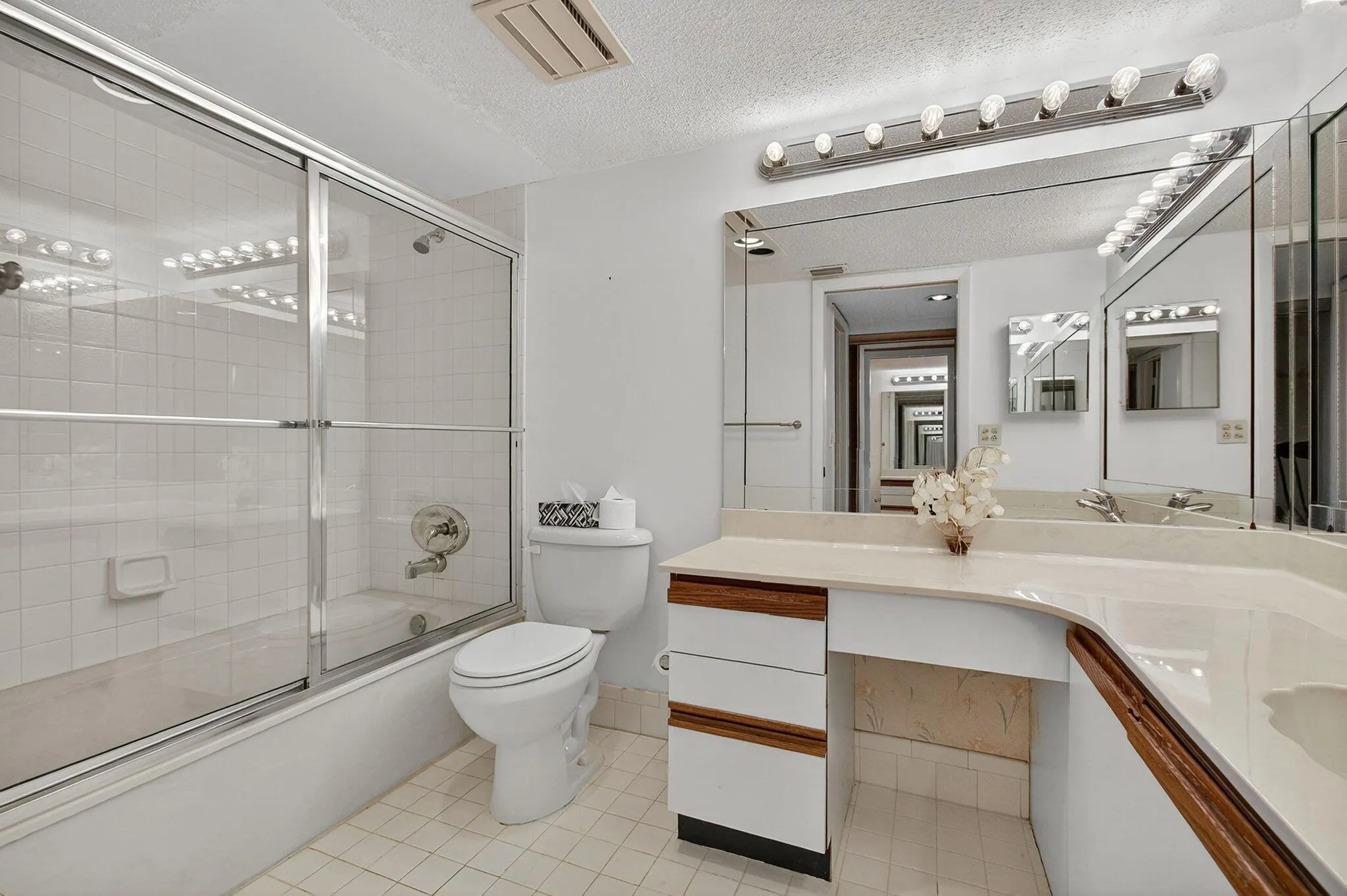 5757 Fairway Park Court, #104