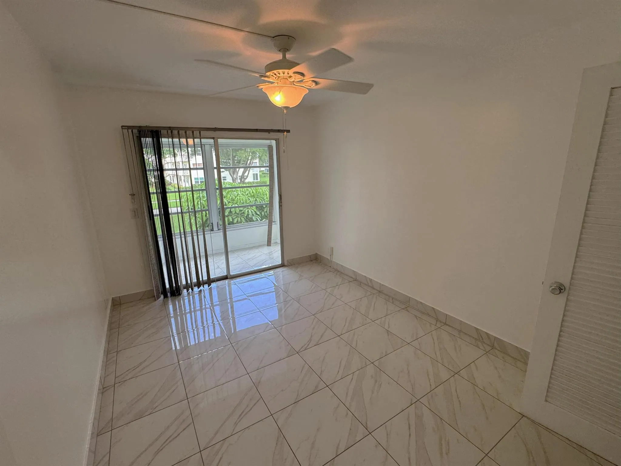 351 Mansfield I