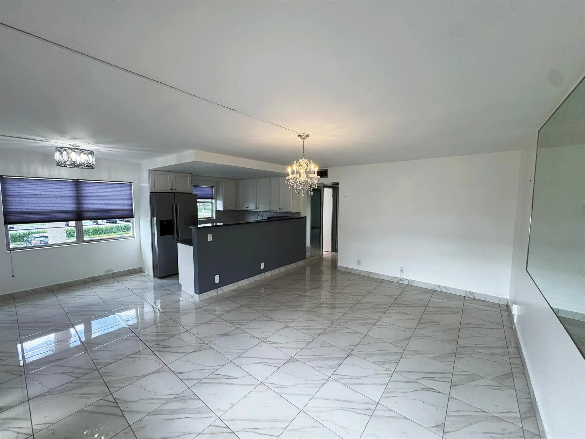 351 Mansfield I